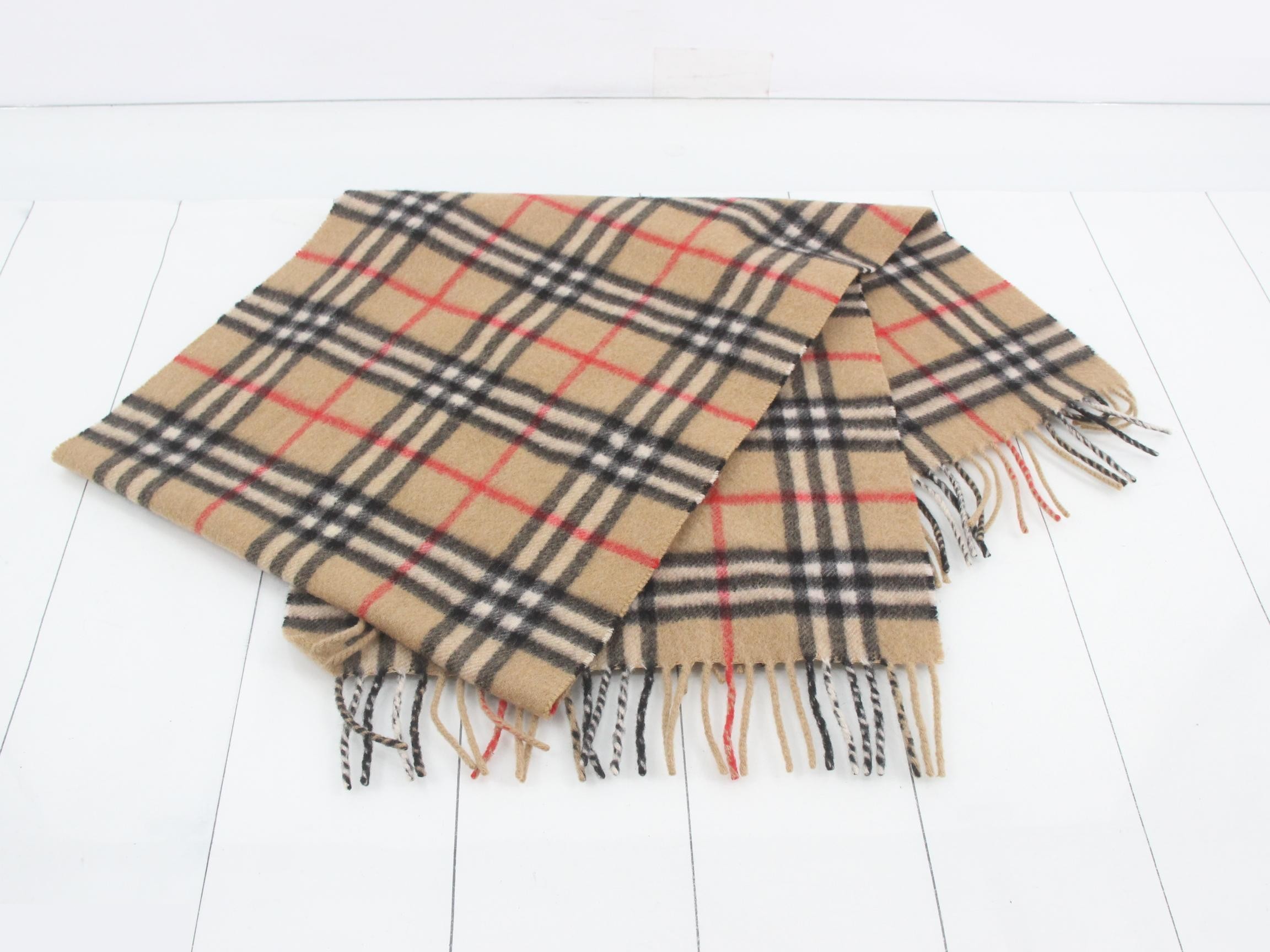 Other lines: Small items, accessories, and scarves — view 3