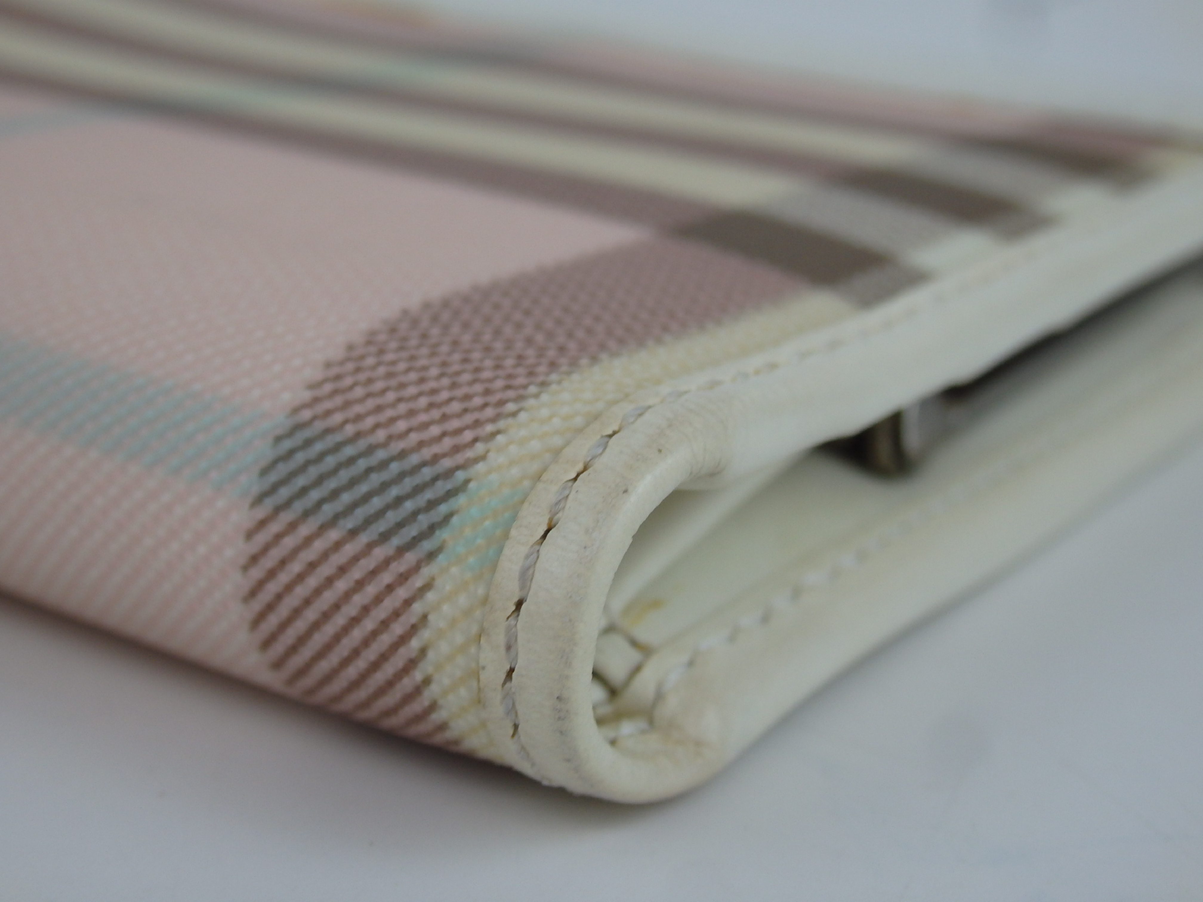 bi-fold wallet — view 4