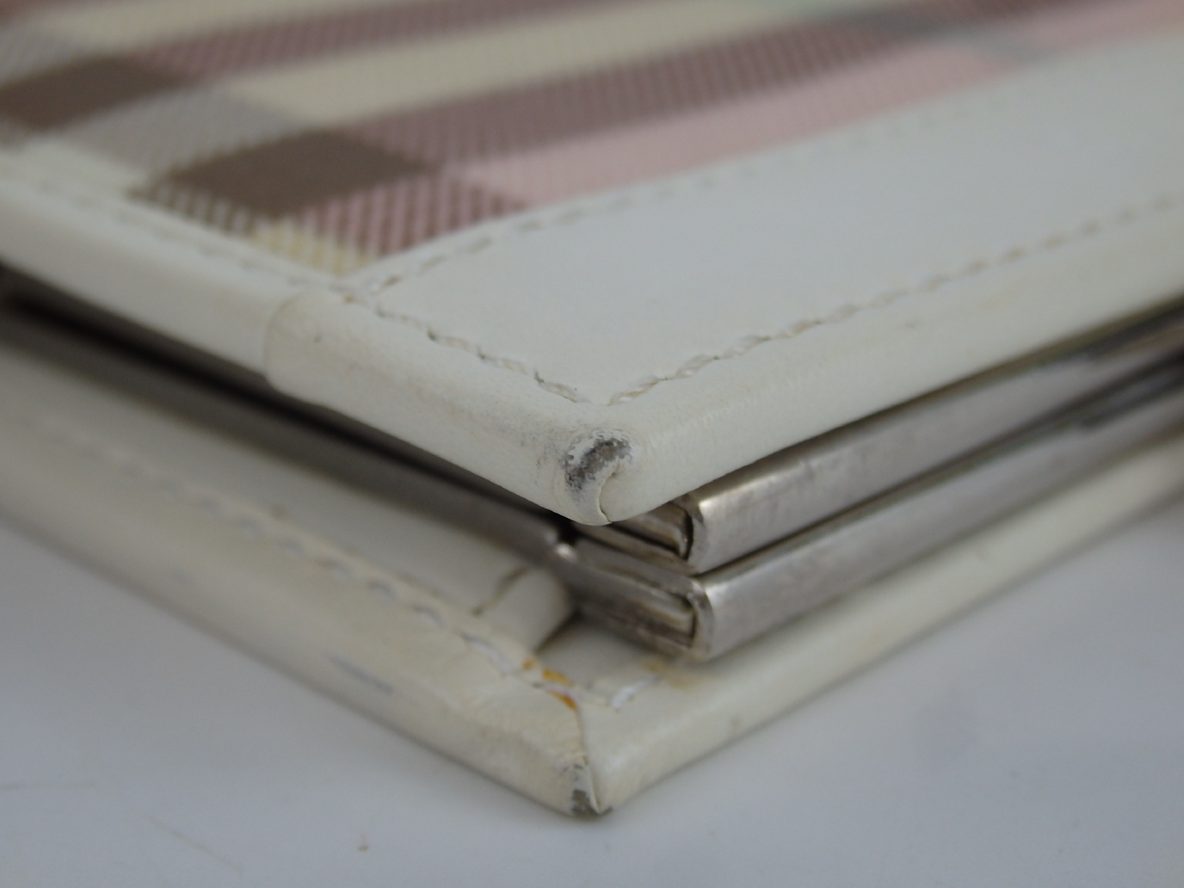 bi-fold wallet — view 5