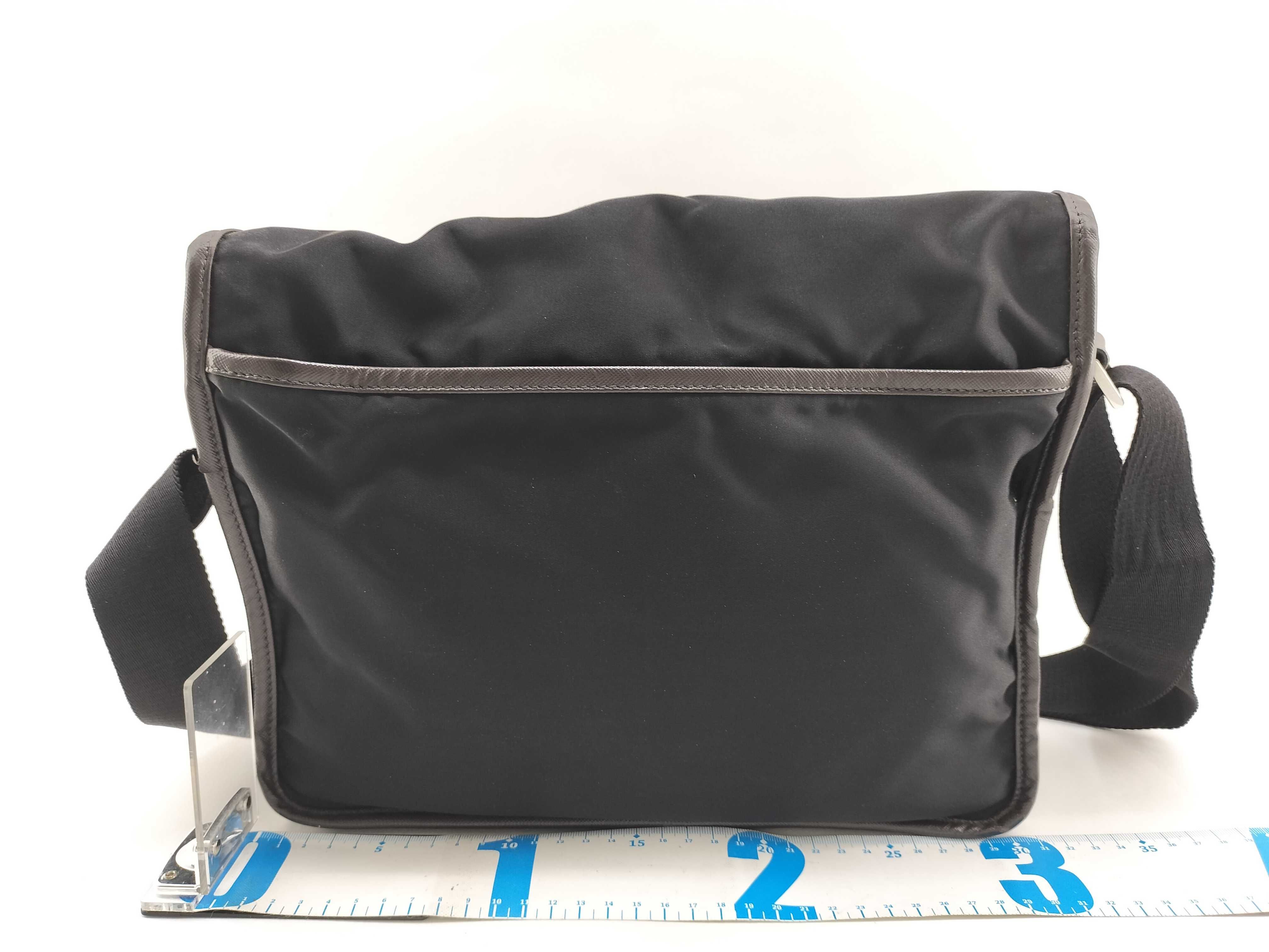 Nylon Prada Current Shoulder Bag Messenger Bag Triangle Logo Shoulder Bag — view 2