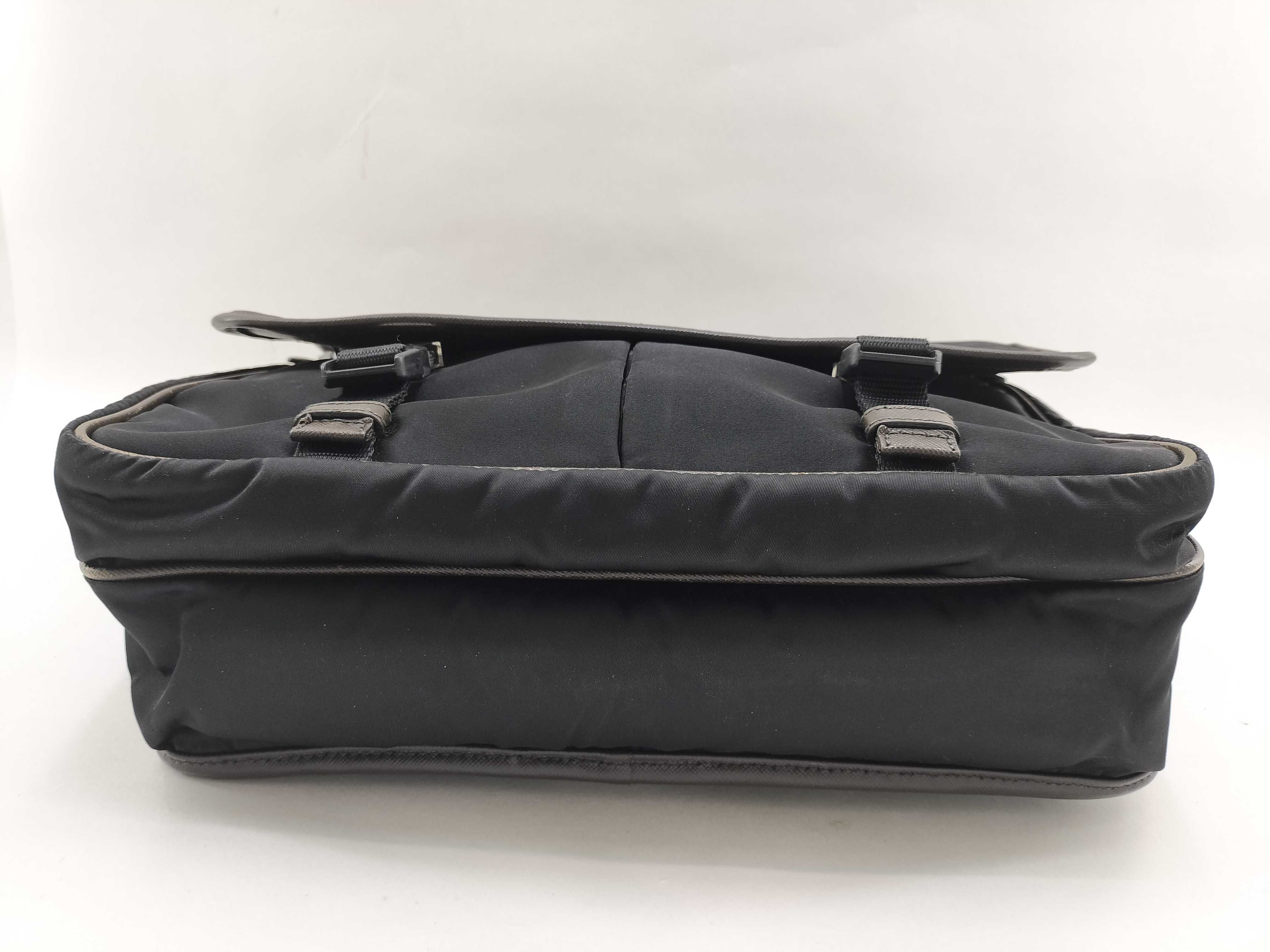 Nylon Prada Current Shoulder Bag Messenger Bag Triangle Logo Shoulder Bag — view 3