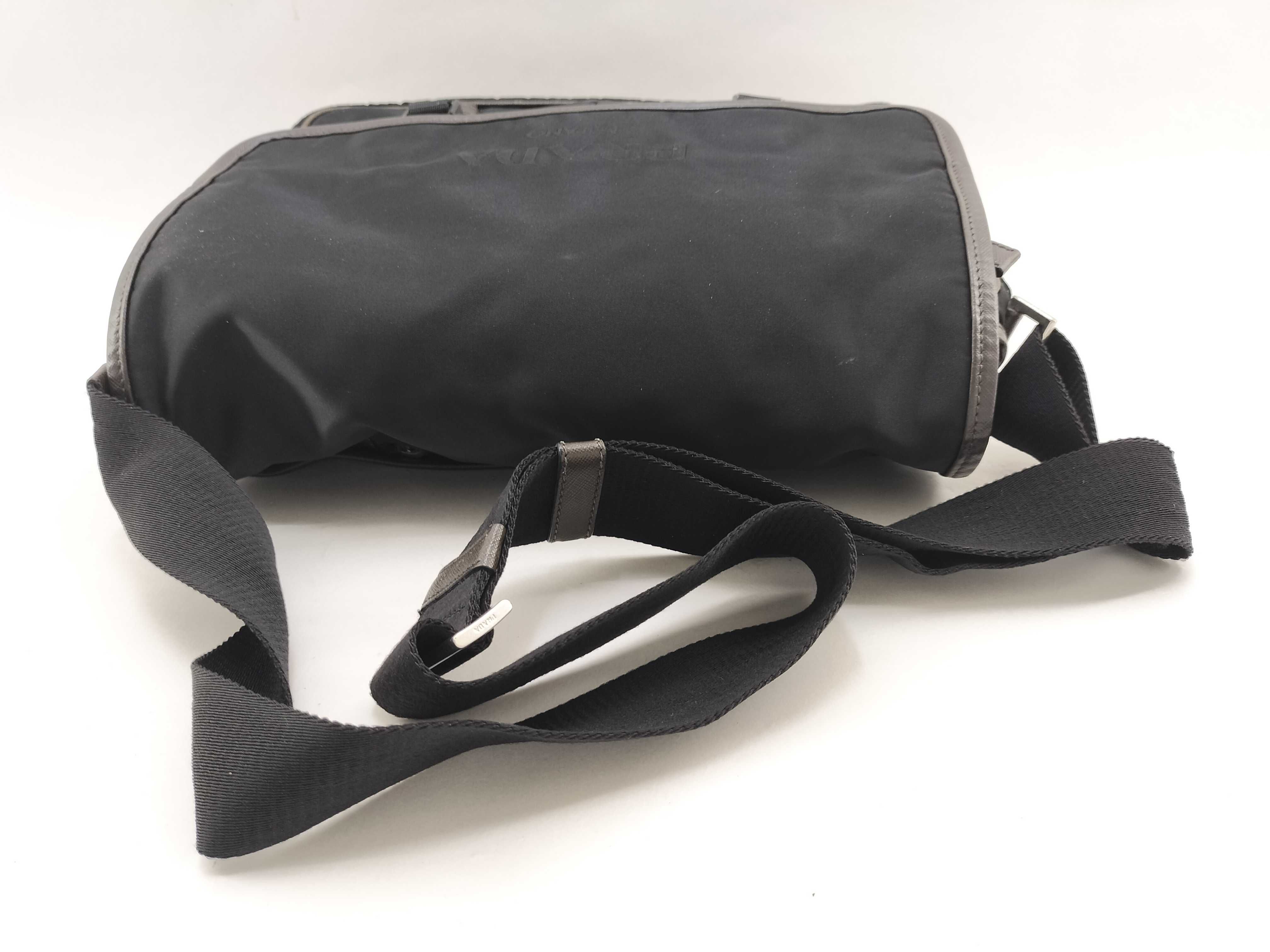 Nylon Prada Current Shoulder Bag Messenger Bag Triangle Logo Shoulder Bag — view 8