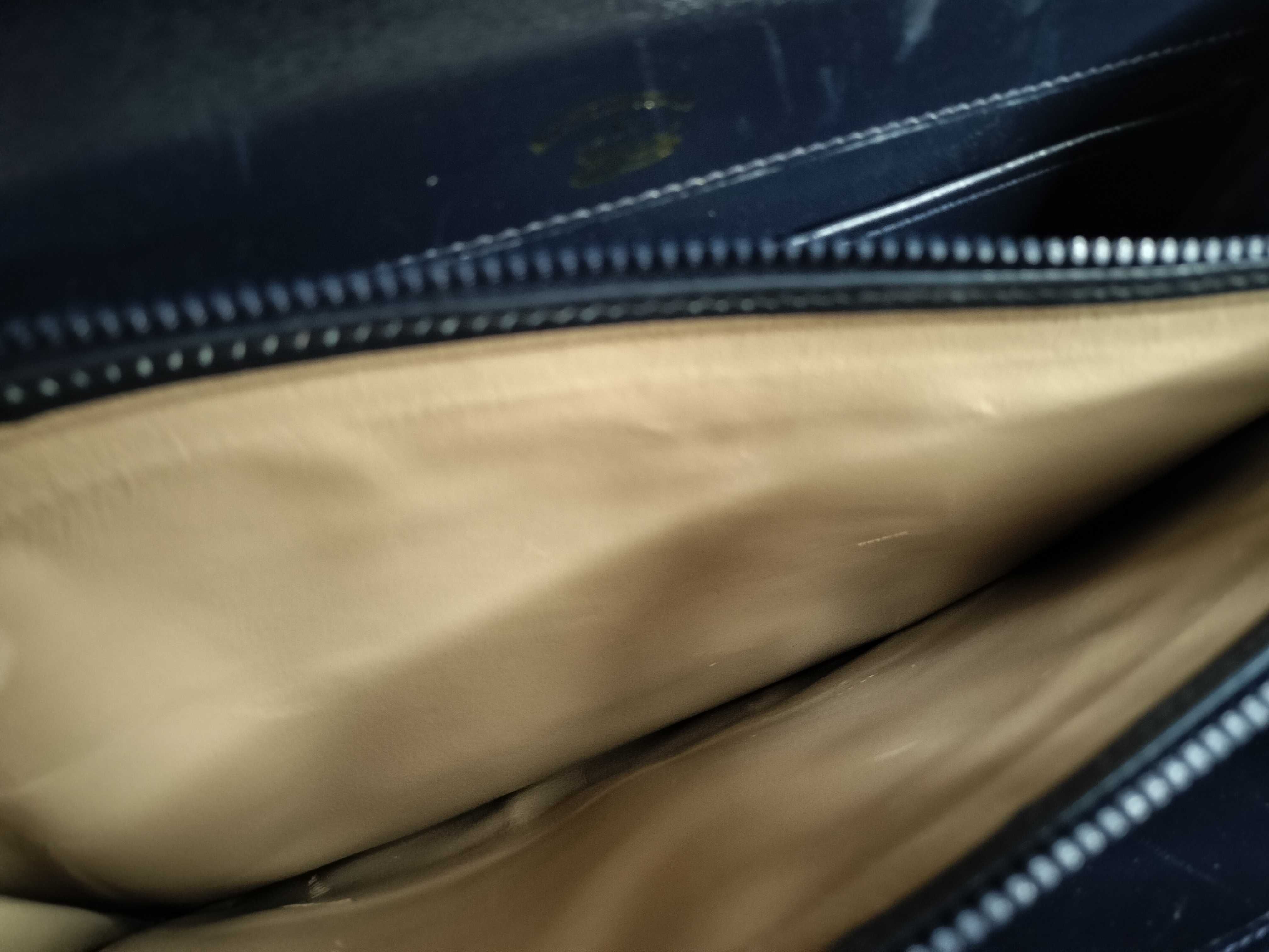 Old Gucci Box Calf One Shoulder Bag Handbag — view 11