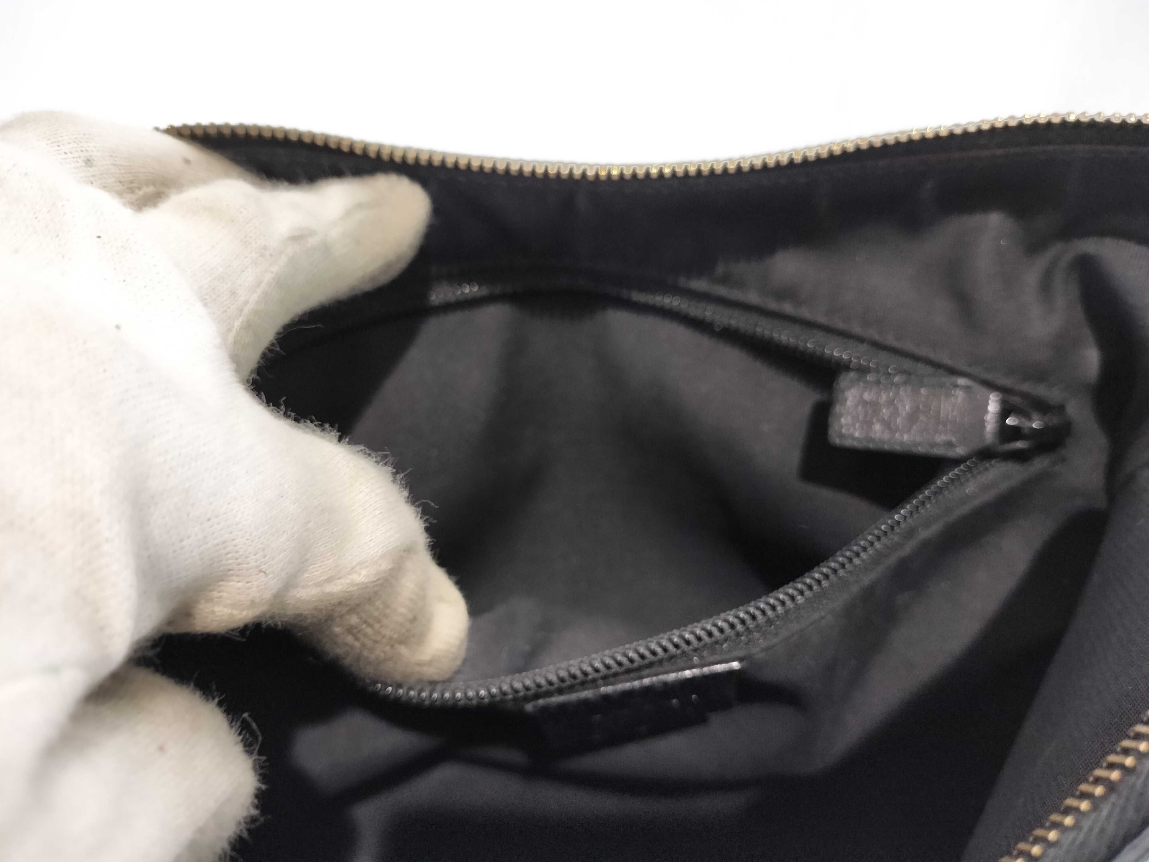 GG Canvas 181092 Shoulder Bag — view 11