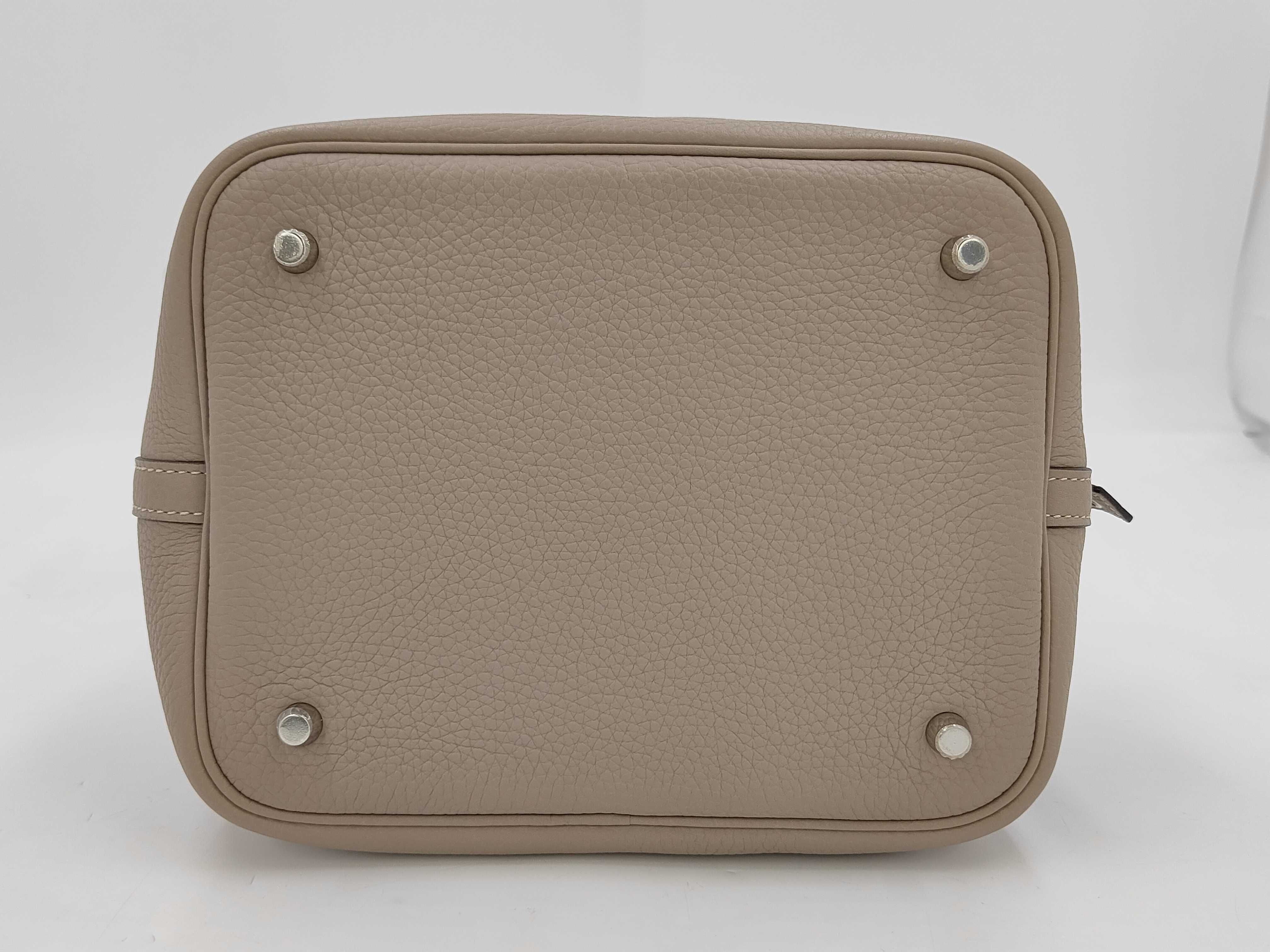 Trion Clemence Beige Picotin 22 Handbag (T stamp) — view 5