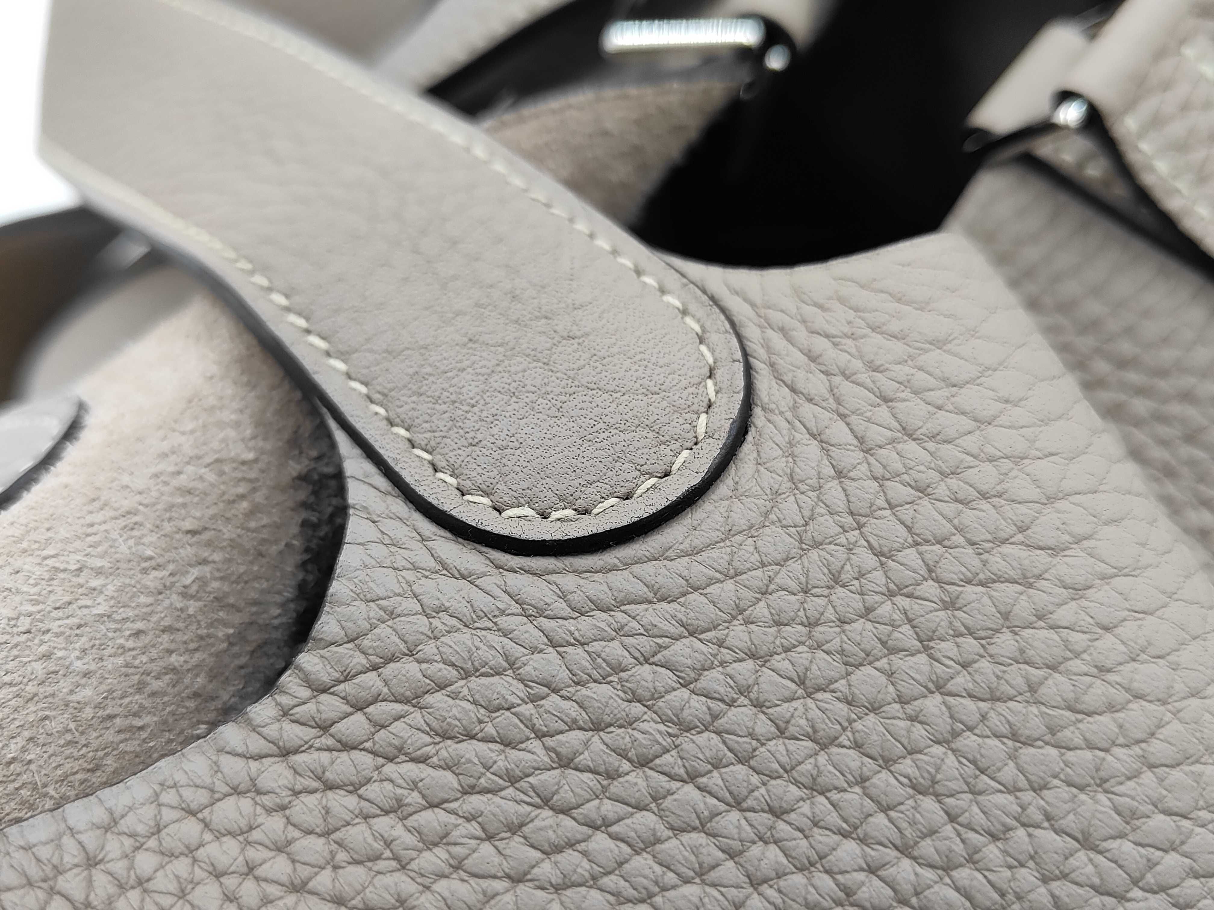 Trion Clemence Beige Picotin 22 Handbag (T stamp) — view 7