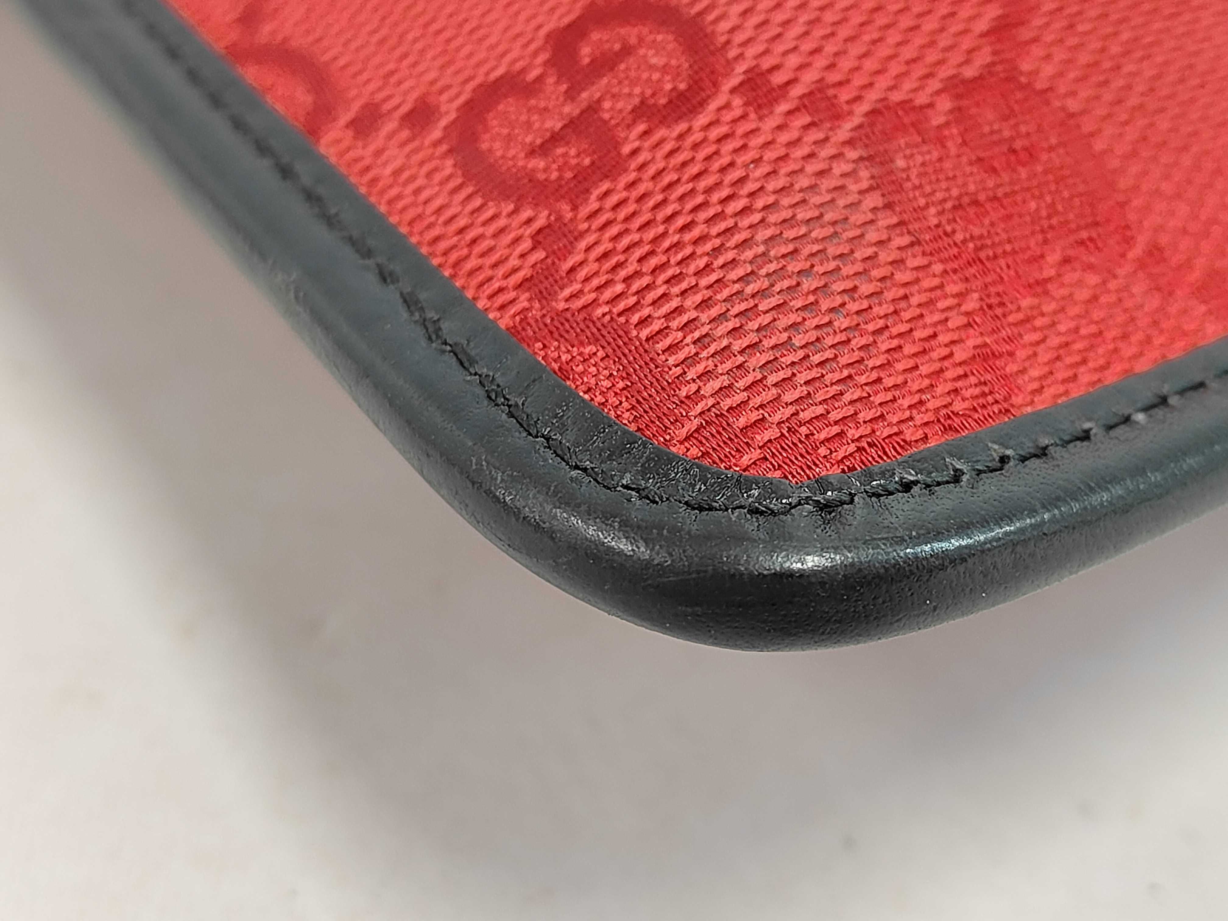 GG Canvas Shoulder Bag — view 3