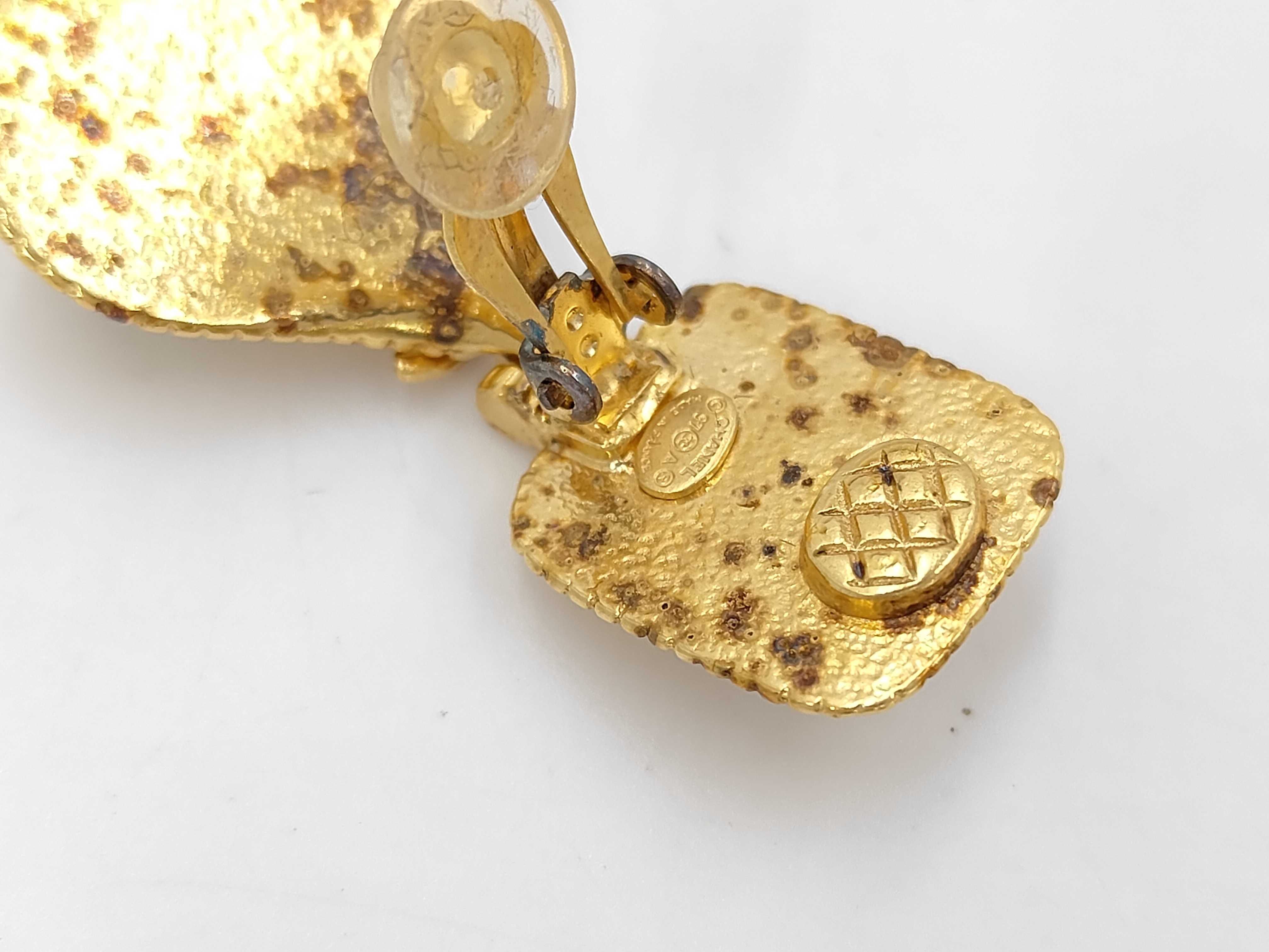 97A Coco Mark Gripoix Oval Earrings — view 5