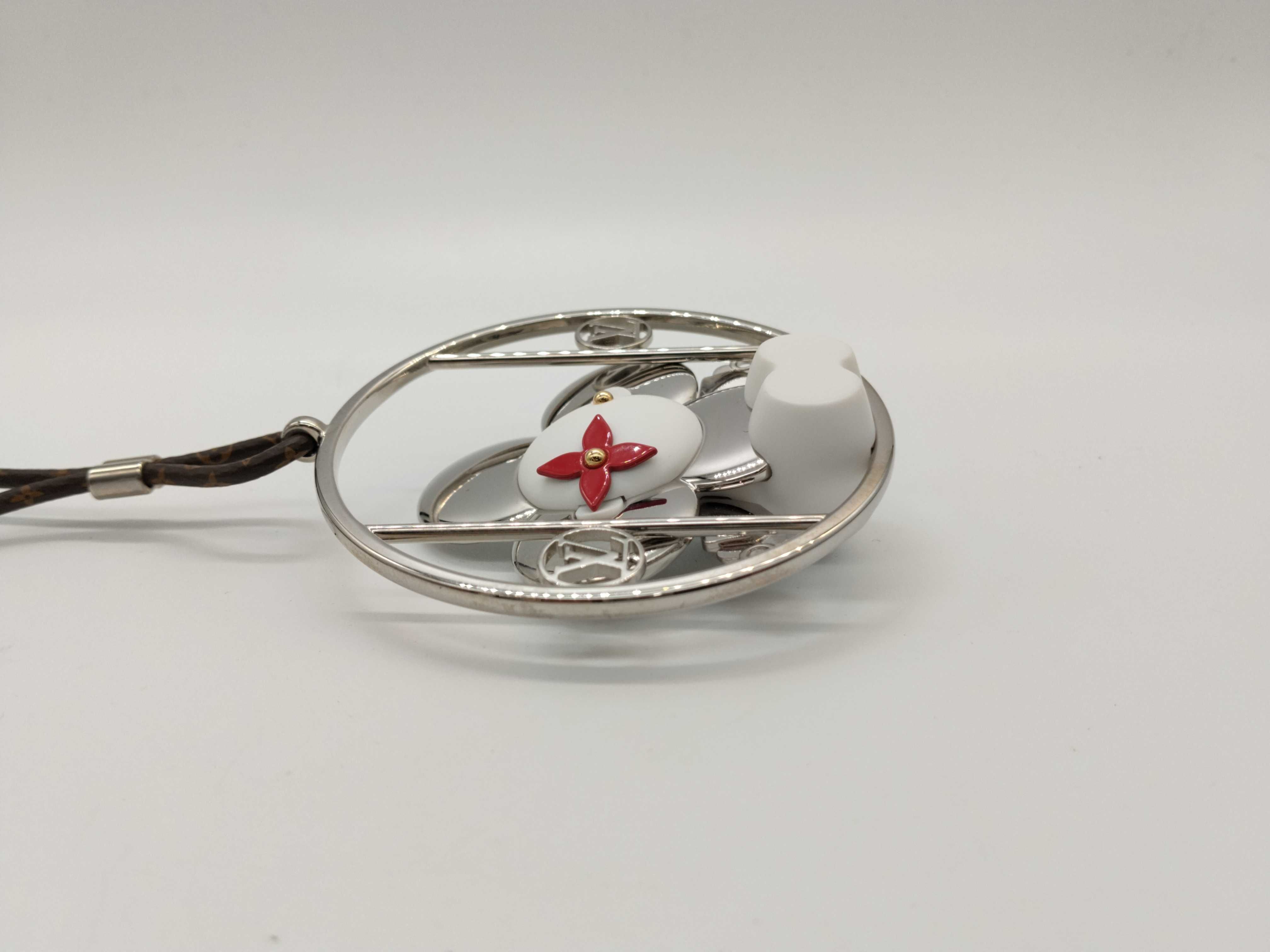 LV Charm Key Case — view 4