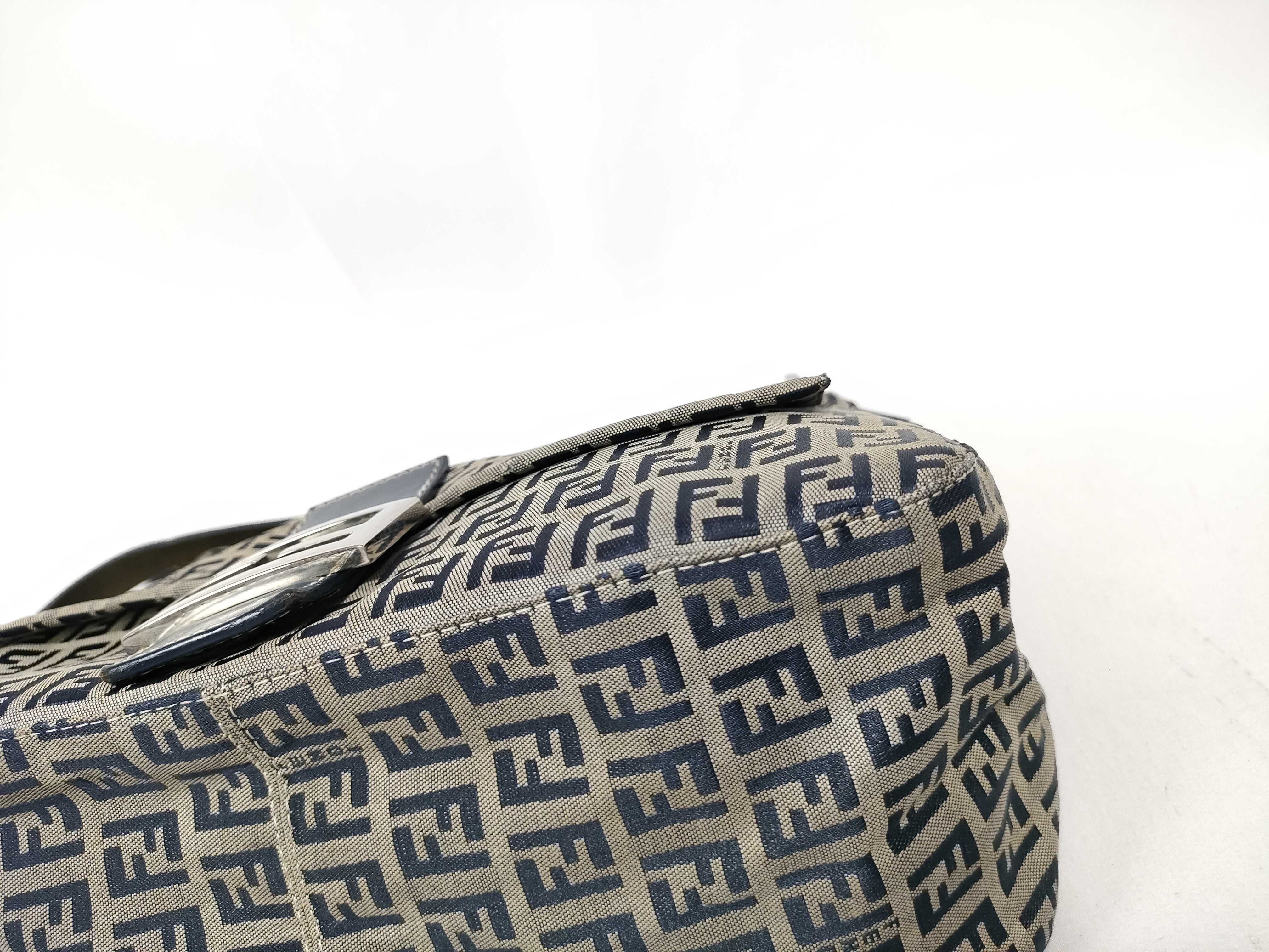 Zucchino Mamma Bucket Navy Handbag — view 4