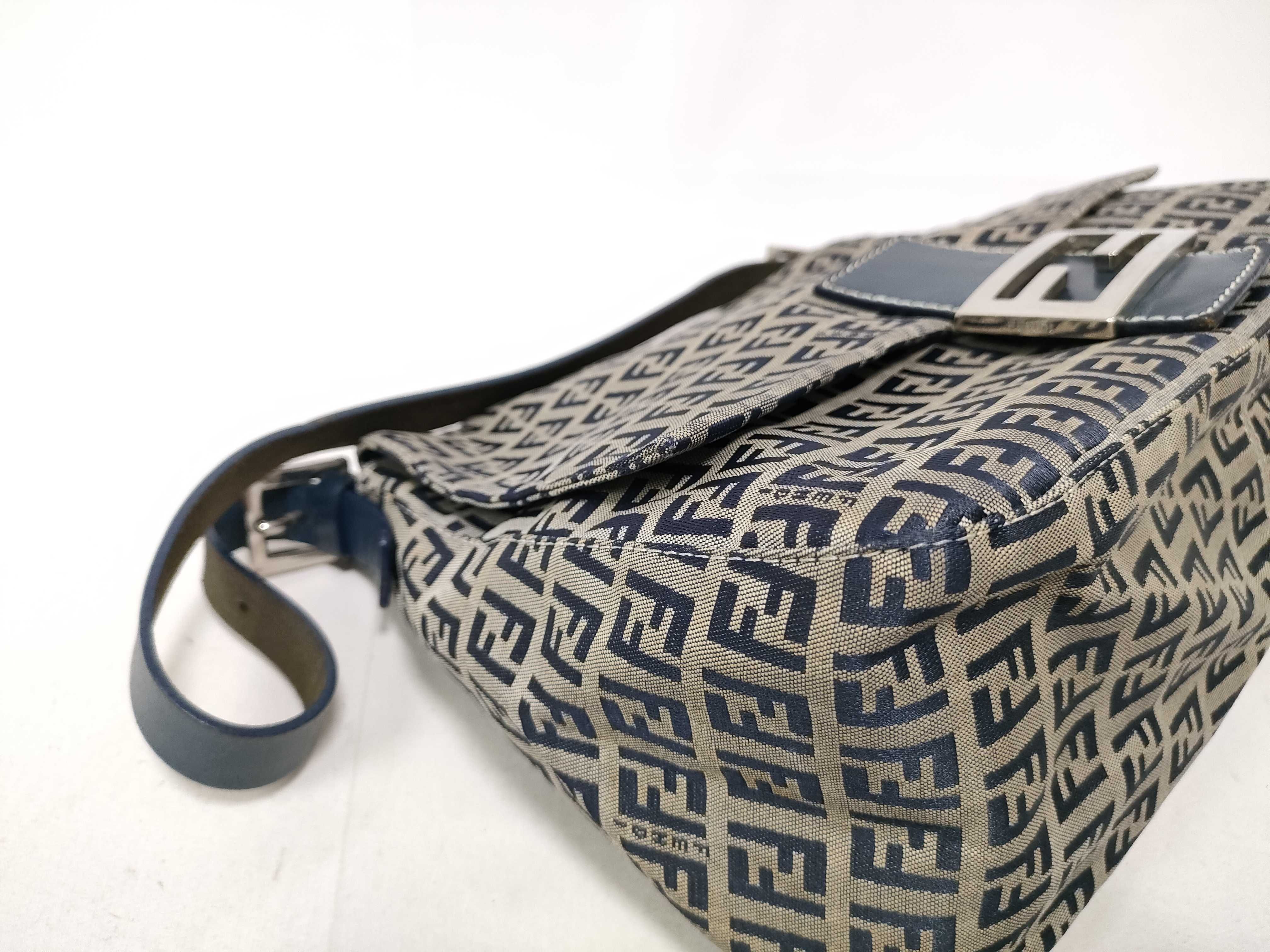 Zucchino Mamma Bucket Navy Handbag — view 5