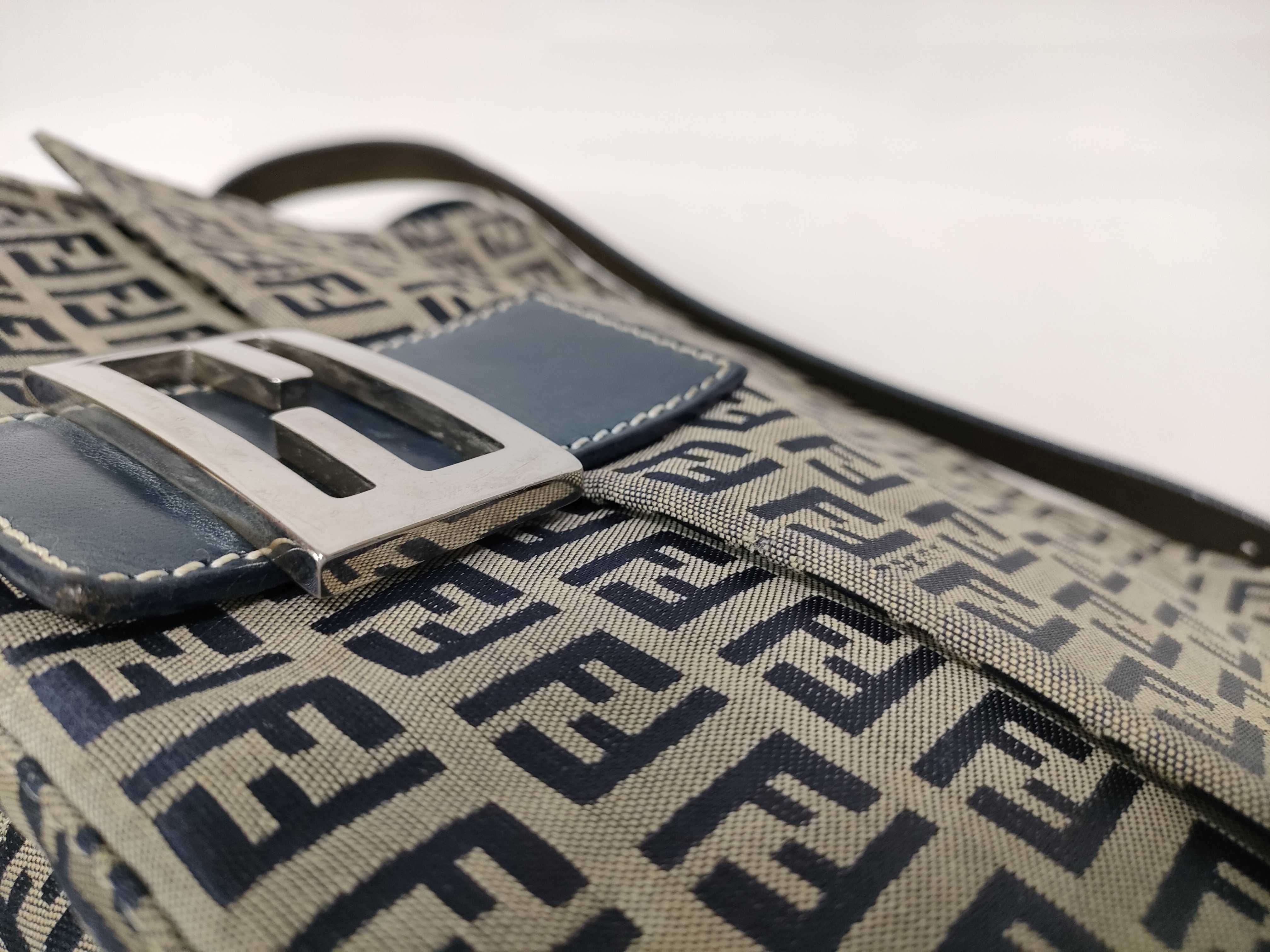 Zucchino Mamma Bucket Navy Handbag — view 7