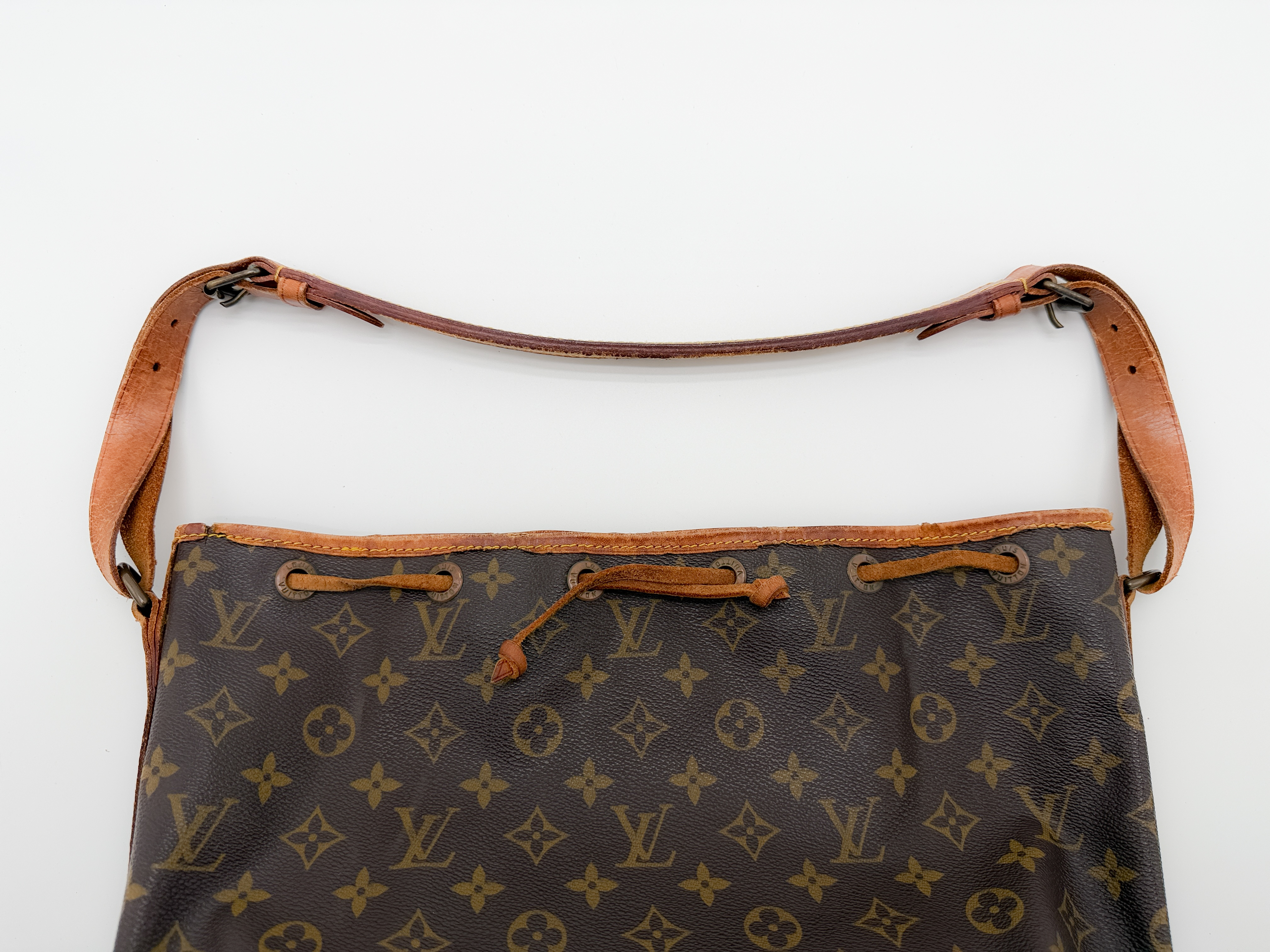 Monogram M42226 Petit Noé 883 Shoulder Bag — view 7
