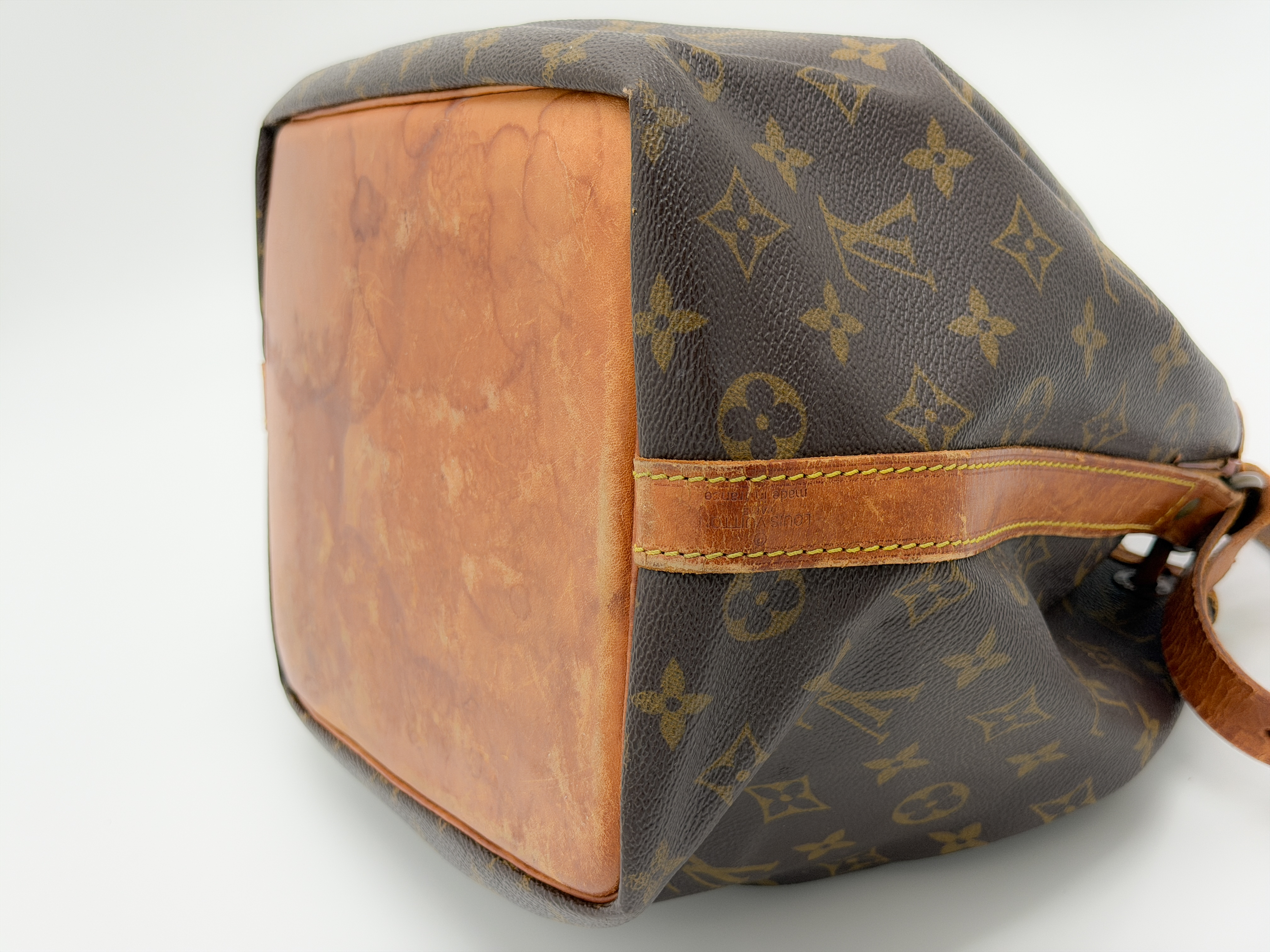 Monogram M42226 Petit Noé 883 Shoulder Bag — view 10