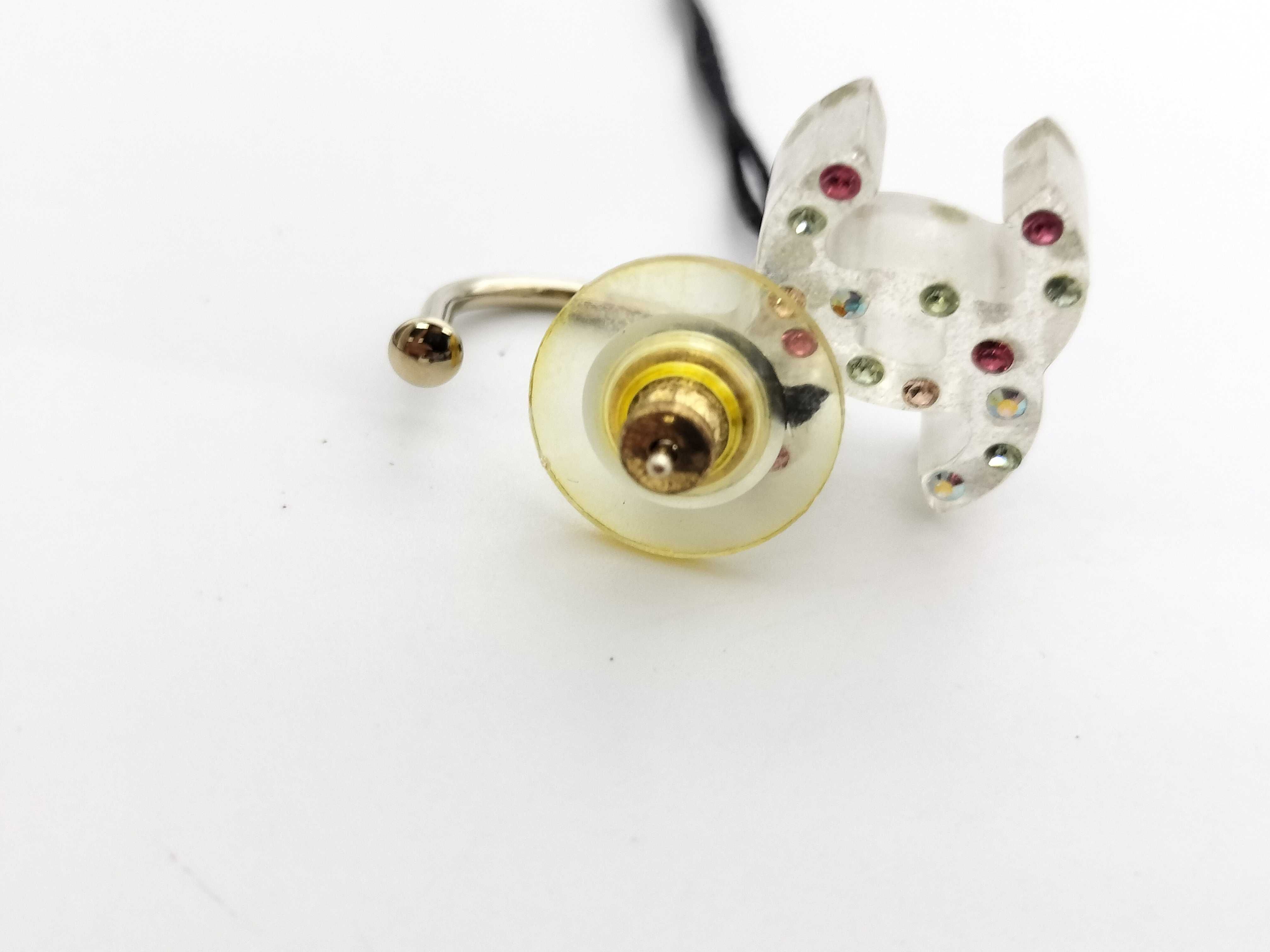 Coco Mark 04A Coco Rhinestone Earrings, Small, White — view 9