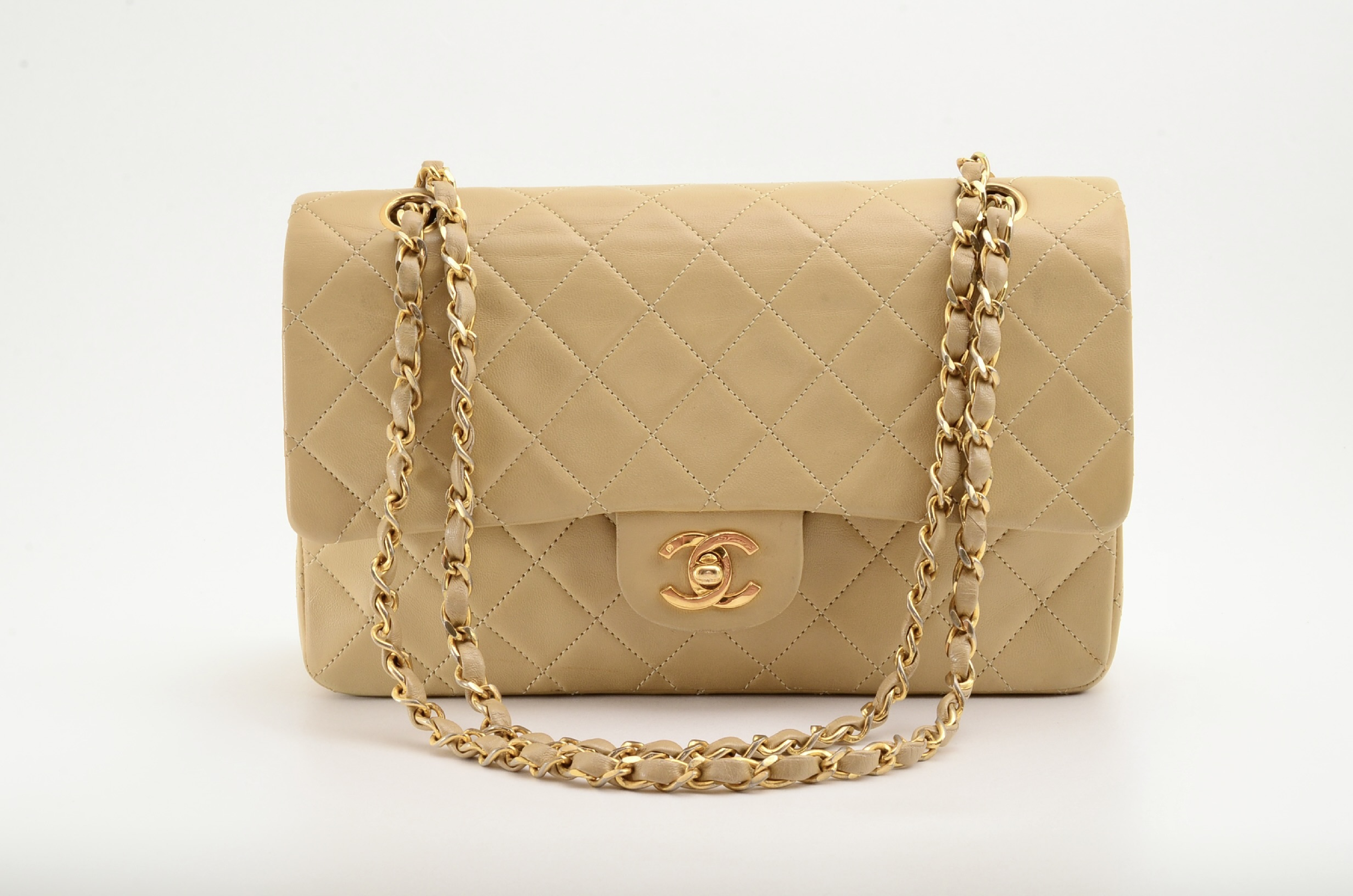 Matelassé Double Flap Chain Shoulder Bag, Beige, Seal 0 Series Shoulder Bag — view 3