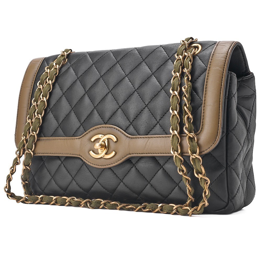 Lambskin Matelassé Single Flap Chain Shoulder Bag — view 4