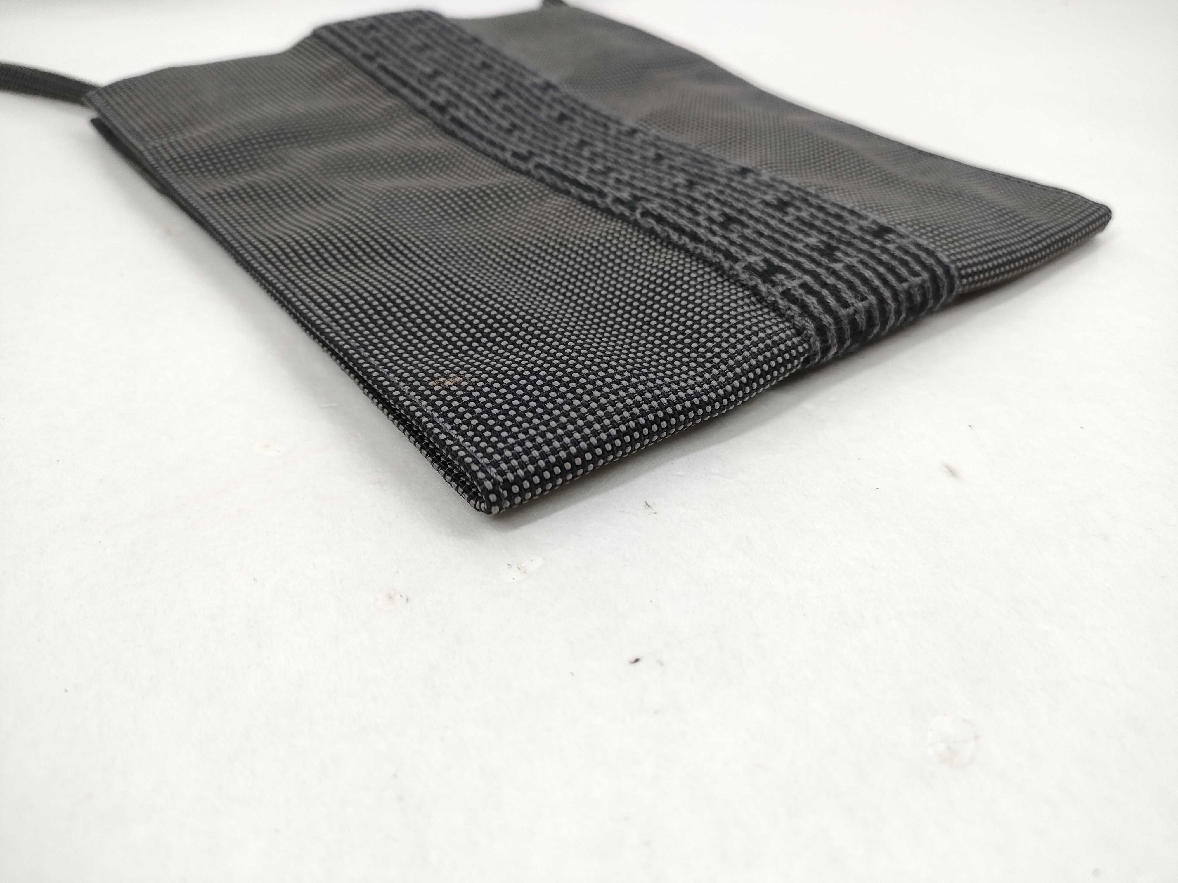 Yale Line Pochette Shoulder Bag — view 4