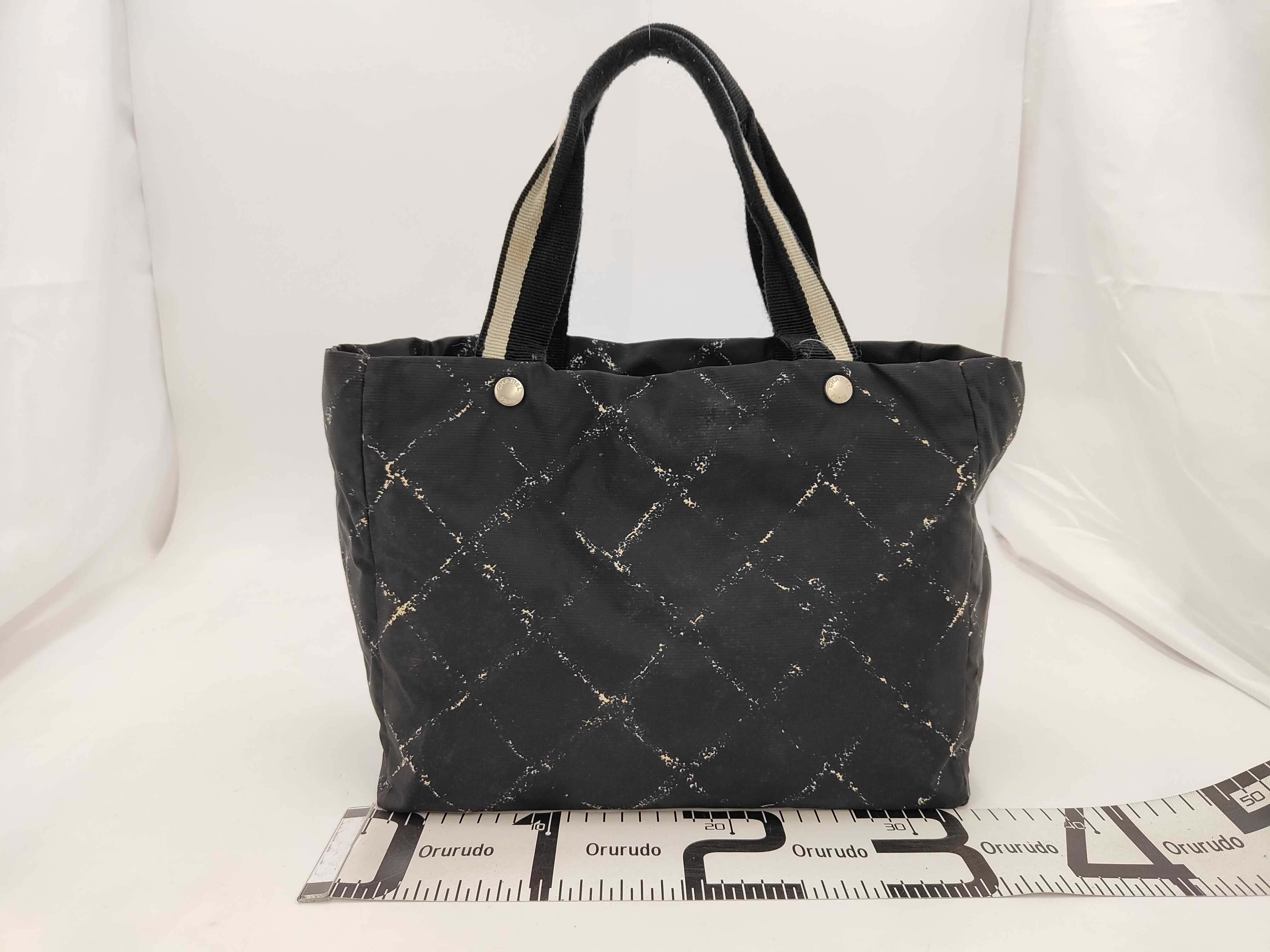 Travel Line Tote Bag — view 2