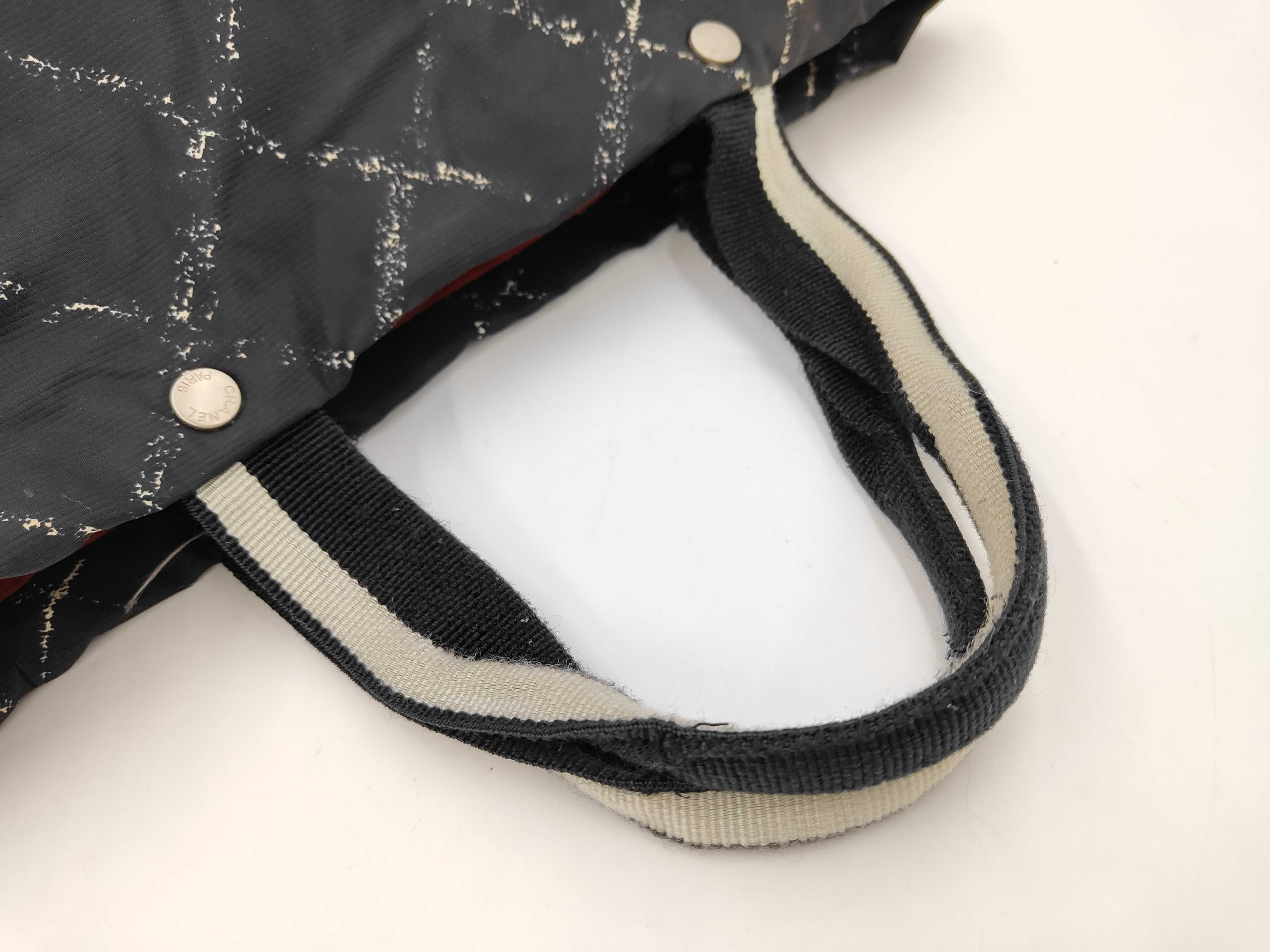 Travel Line Tote Bag — view 4