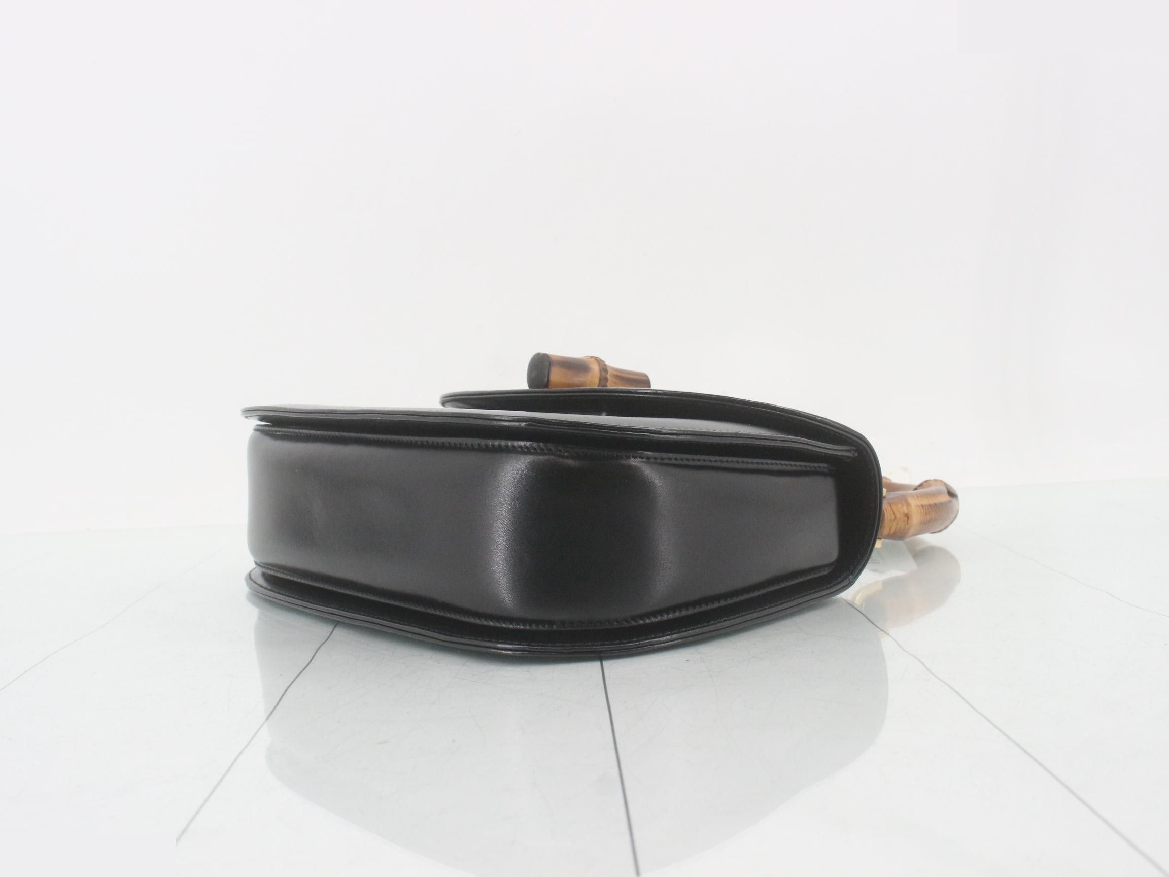 Bamboo handbag with strap, black — view 6