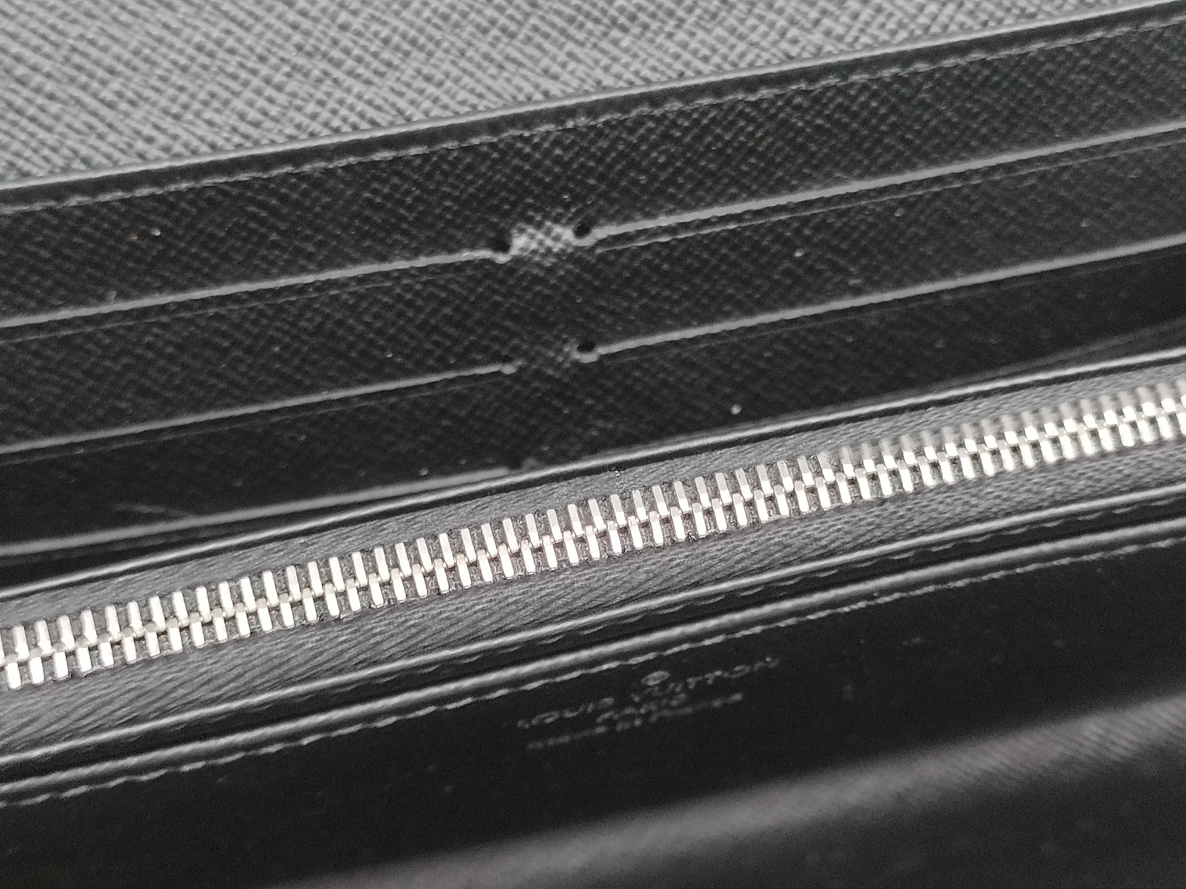 Long Wallet / Portefeuille Twist / Epi Electric / Noir / M6117N / TN3185 Wallet — view 12