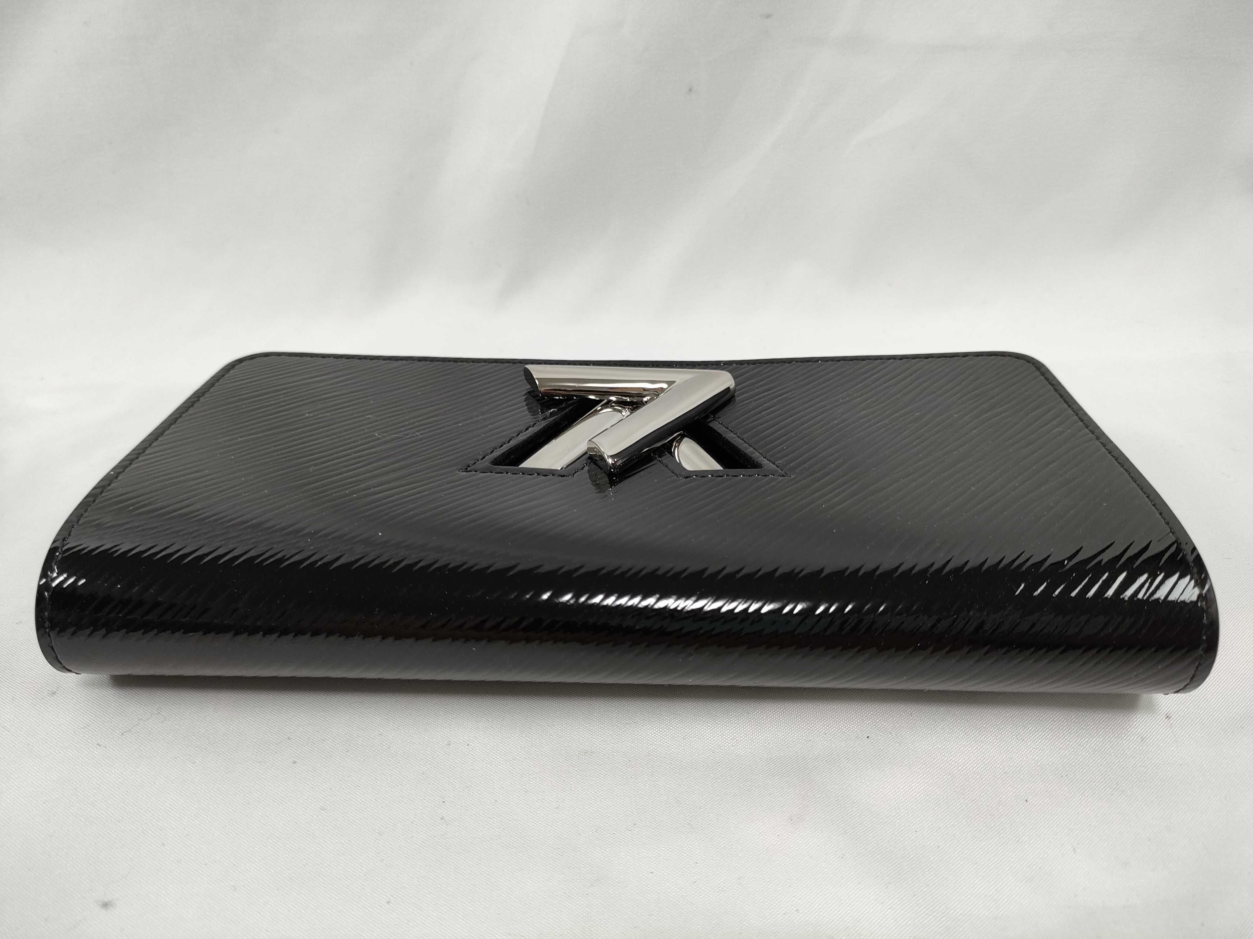 Long Wallet / Portefeuille Twist / Epi Electric / Noir / M6117N / TN3185 Wallet — view 6