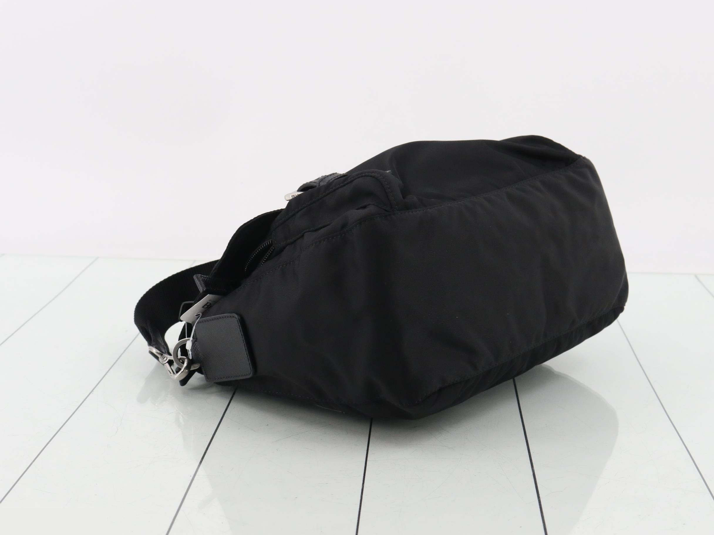 Shoulder bag, Re-Nylon, Black — view 5