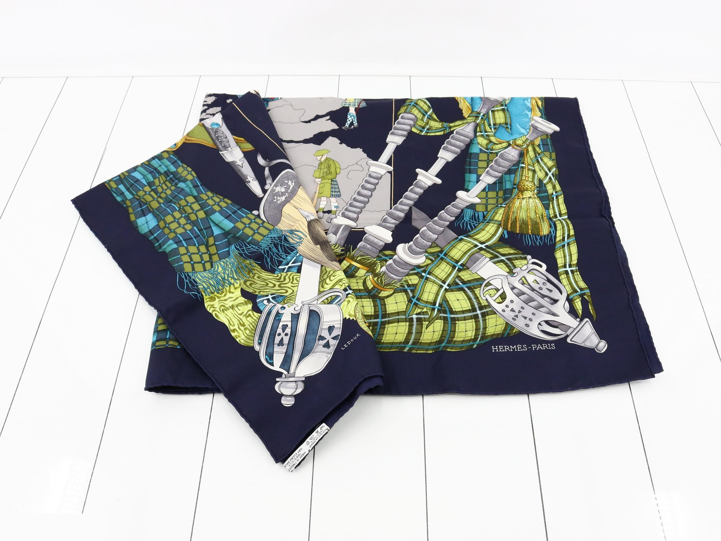 Hermès scarf — view 3