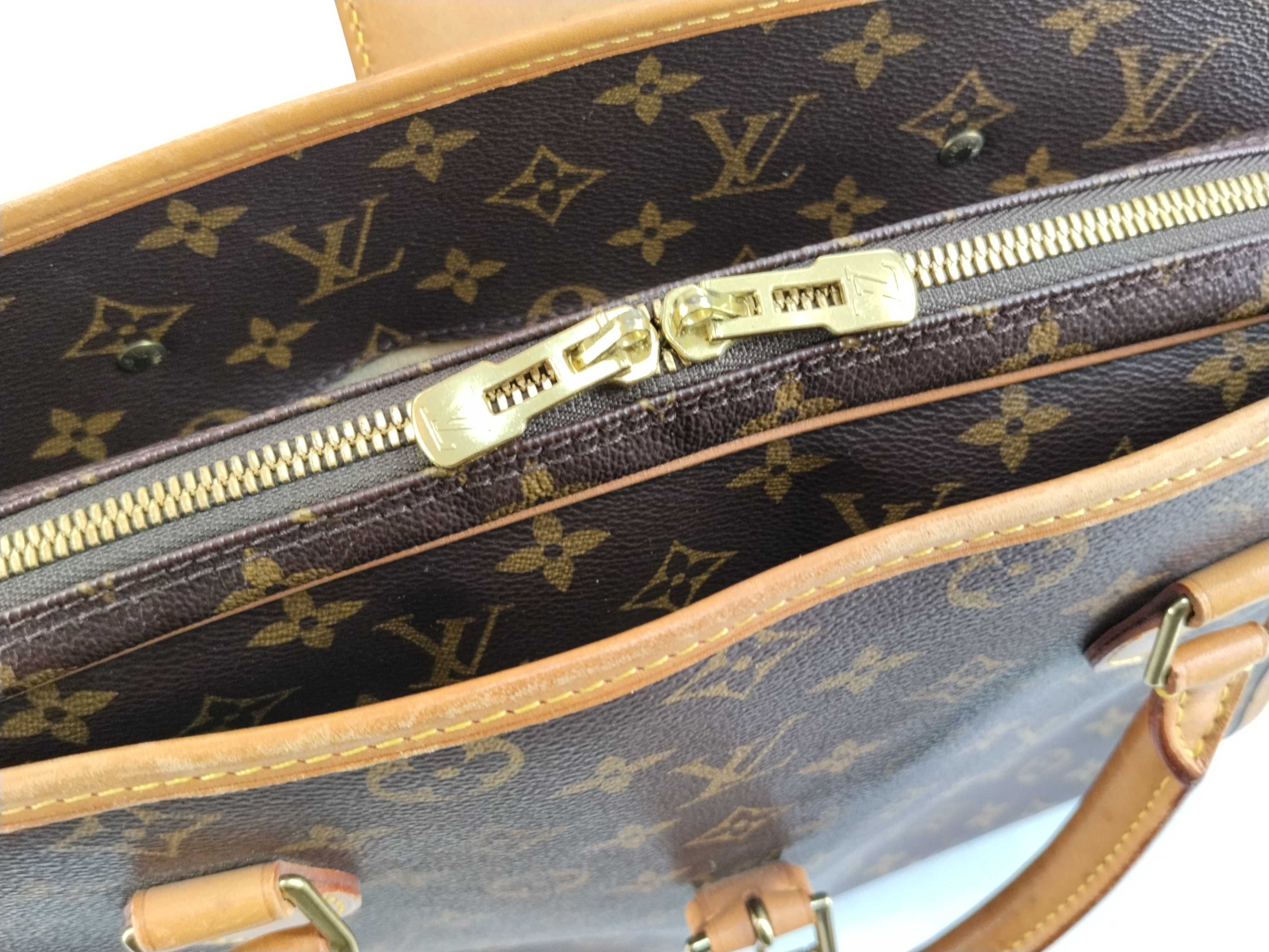 Monogram Louis Vuitton Rivoli M53380 Handbag Monogram Handbag — view 9
