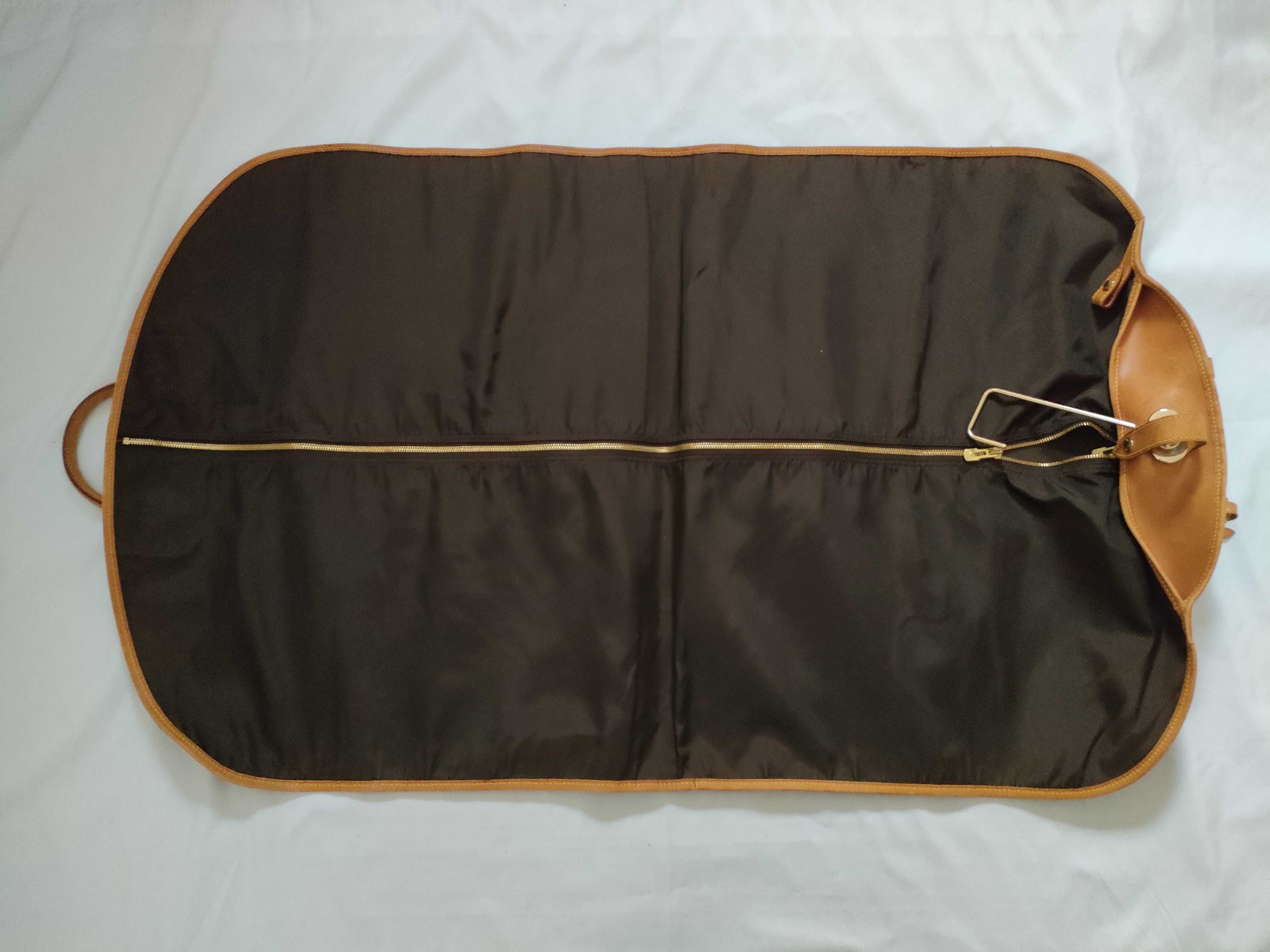 Monogram Louis Vuitton LV Monogram Us Porteau Habits Bag with Hanger — view 8