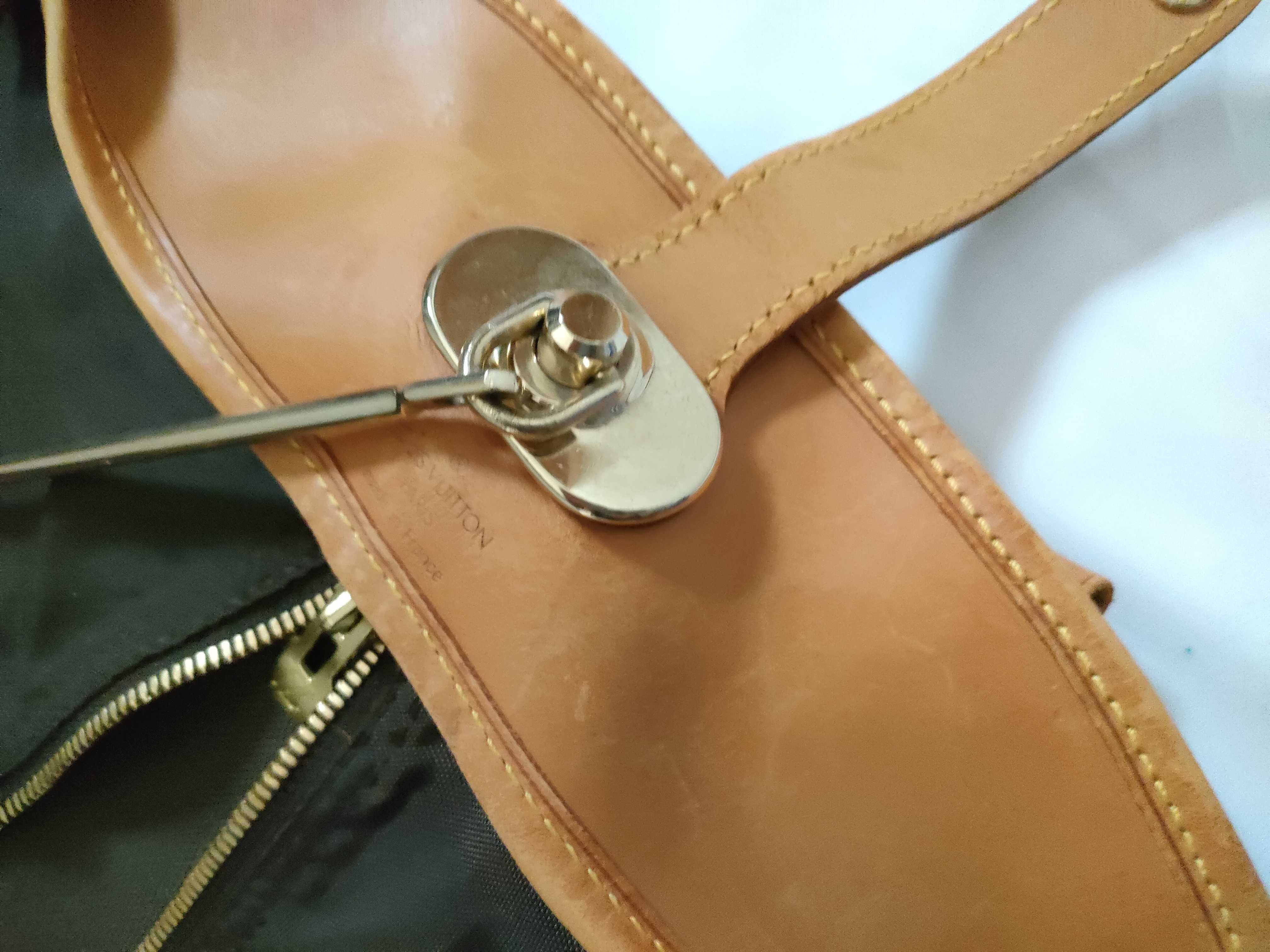 Monogram Louis Vuitton LV Monogram Us Porteau Habits Bag with Hanger — view 10