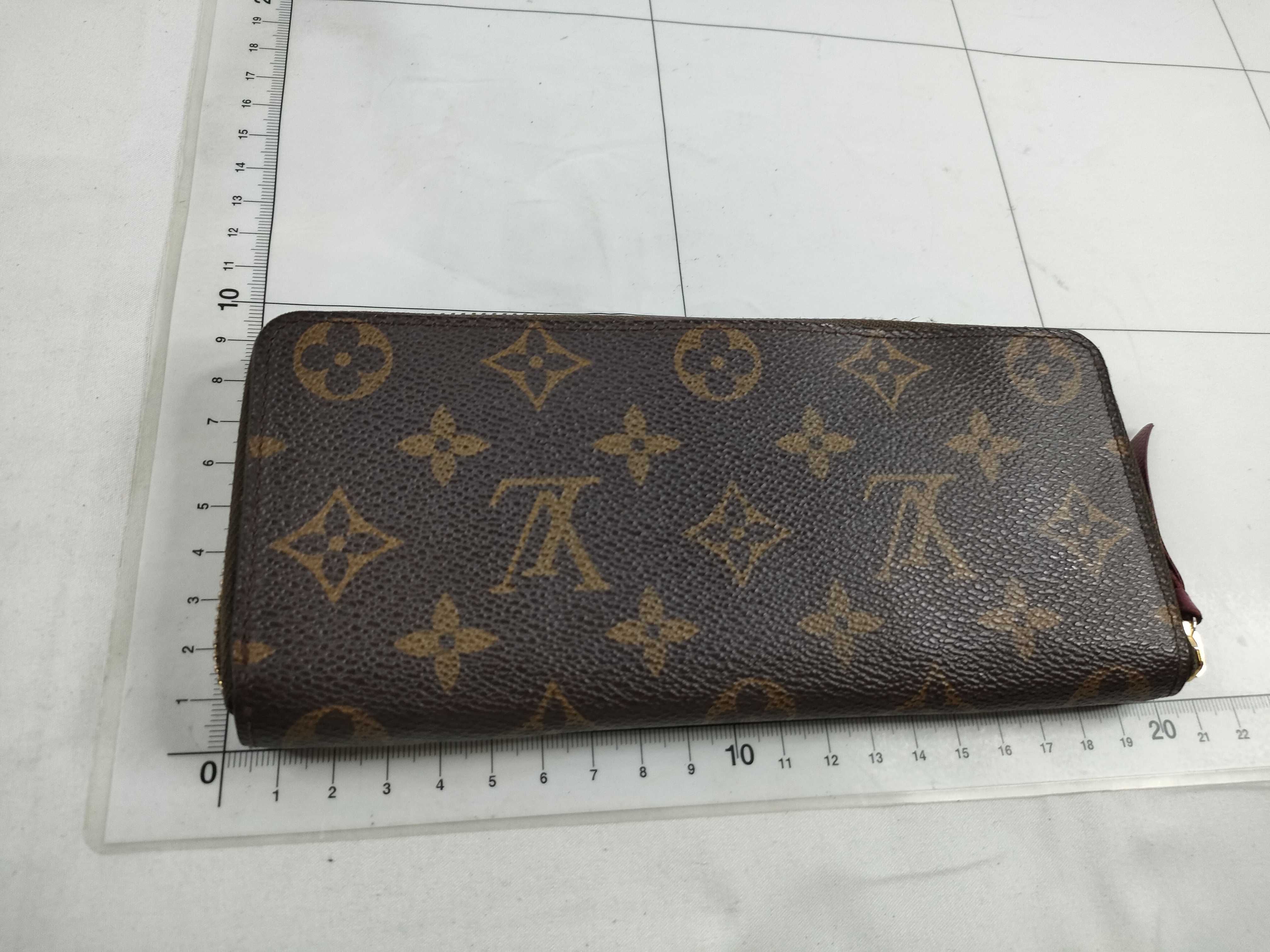 Monogram Portefeuille Clemence Fuchsia Wallet — view 2