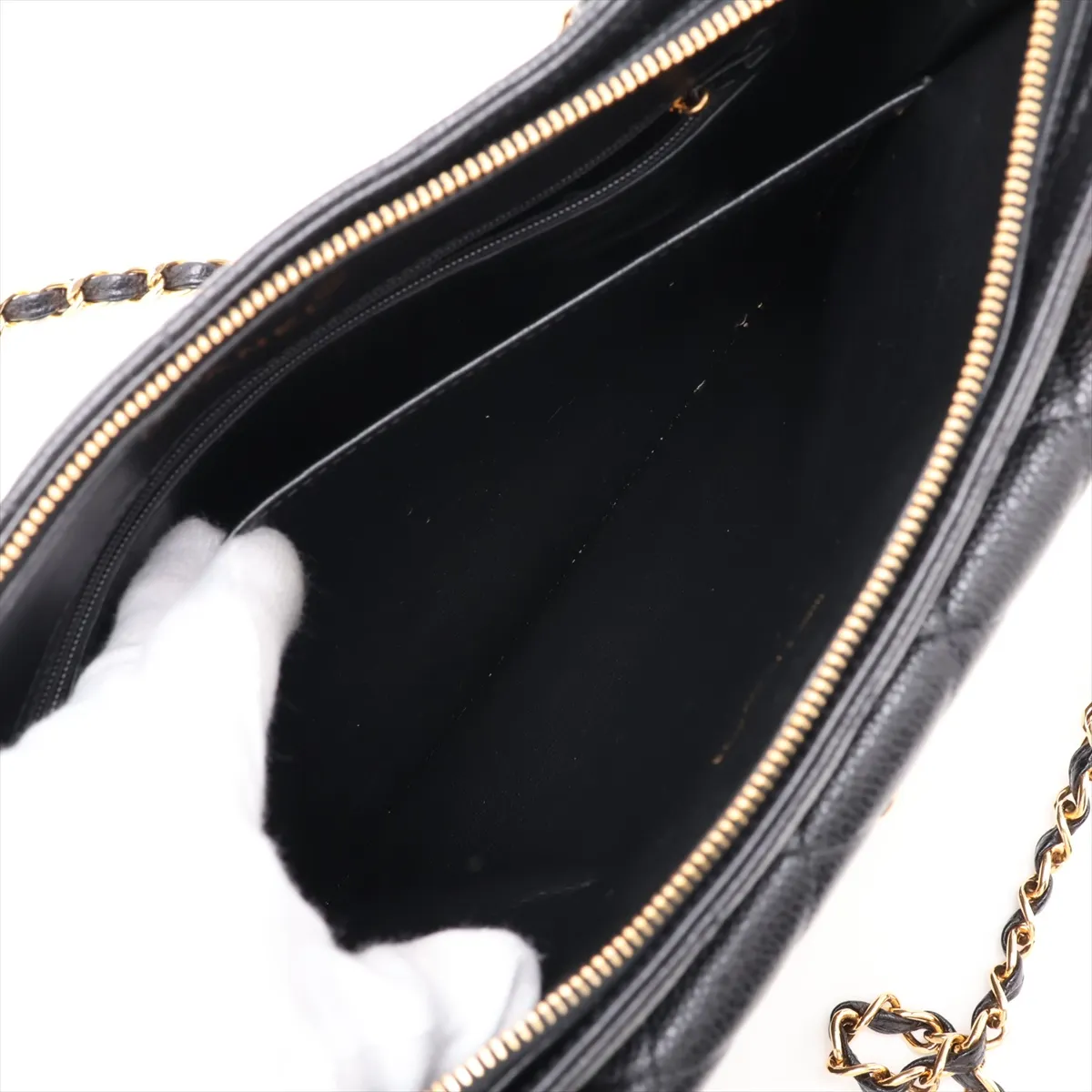 Matelassé Caviar Skin Chain Shoulder Bag, Black with Gold Hardware — view 9