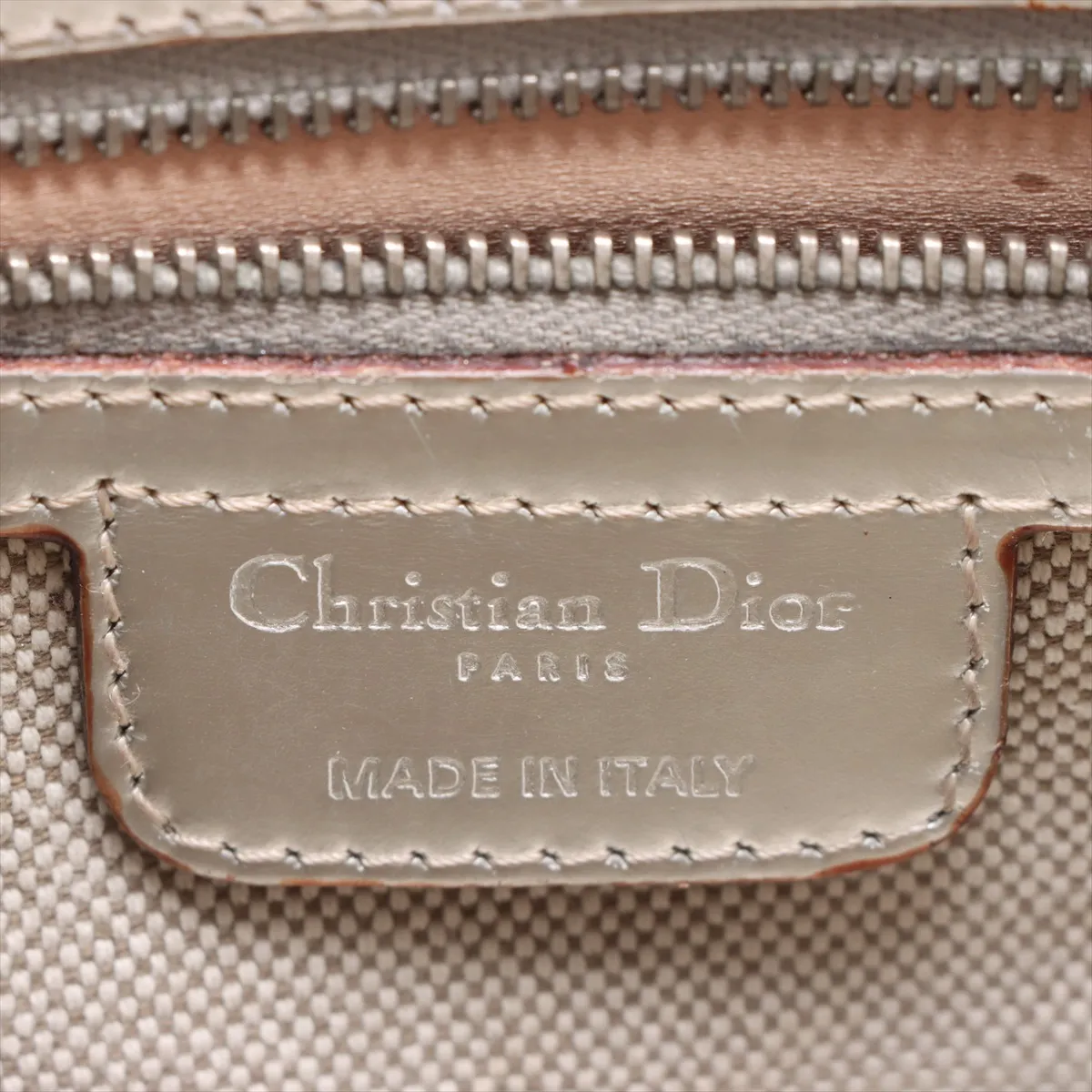 Trotter Leather Handbag Silver — view 11