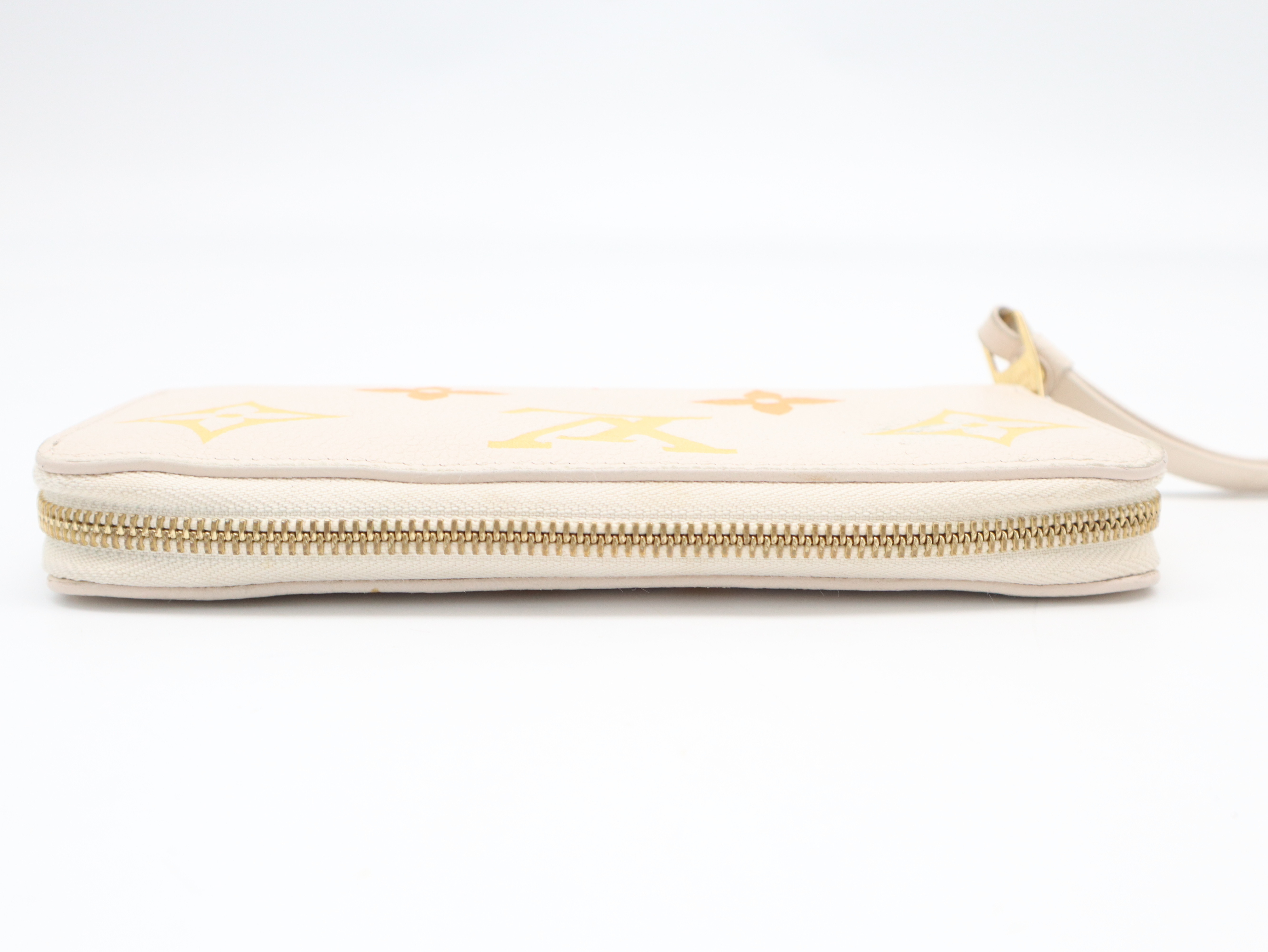 M82206 Monogram Empreinte LV Gradient Zippy Wallet White — view 3