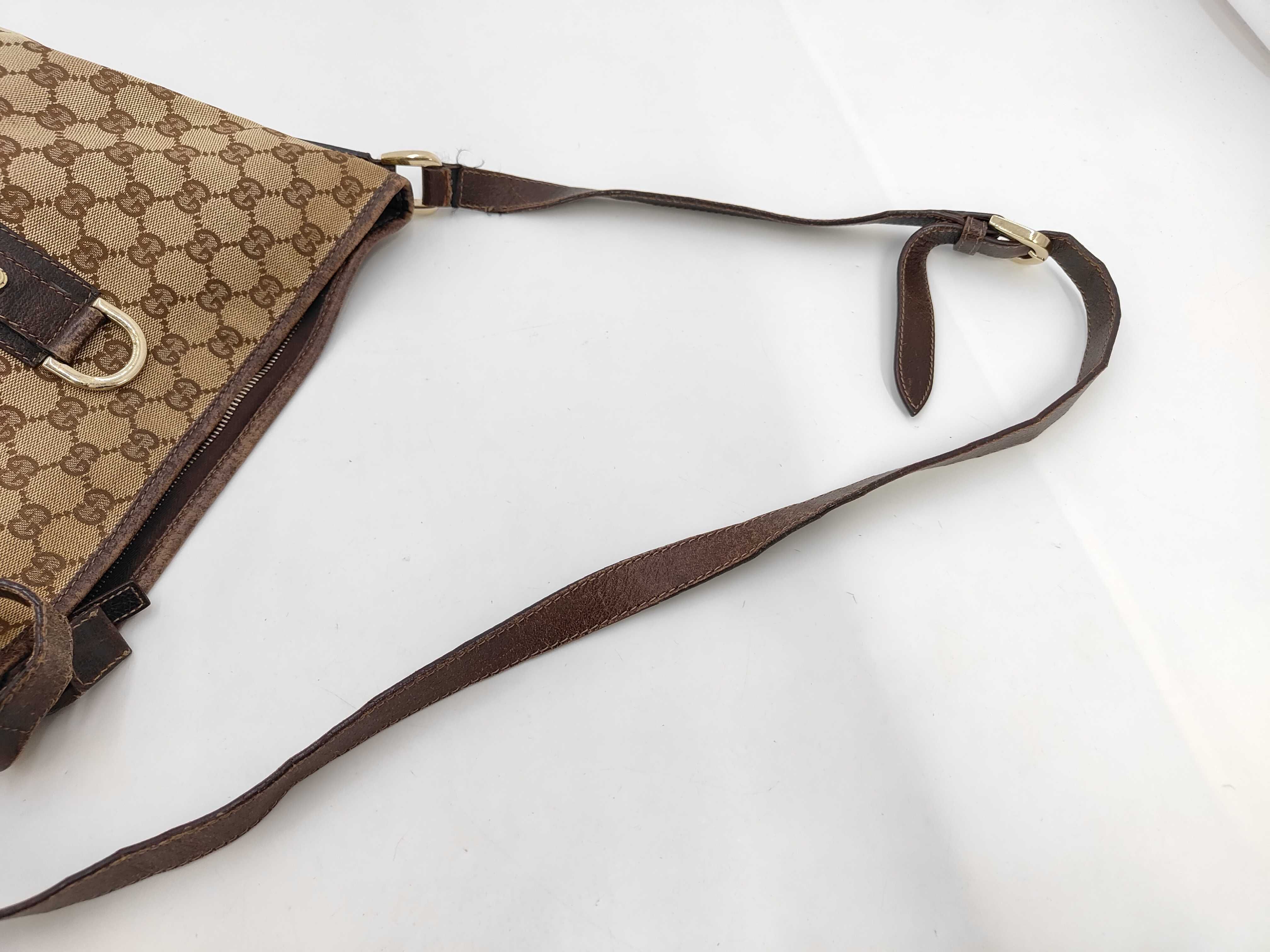 GG Canvas Shoulder Bag — view 5