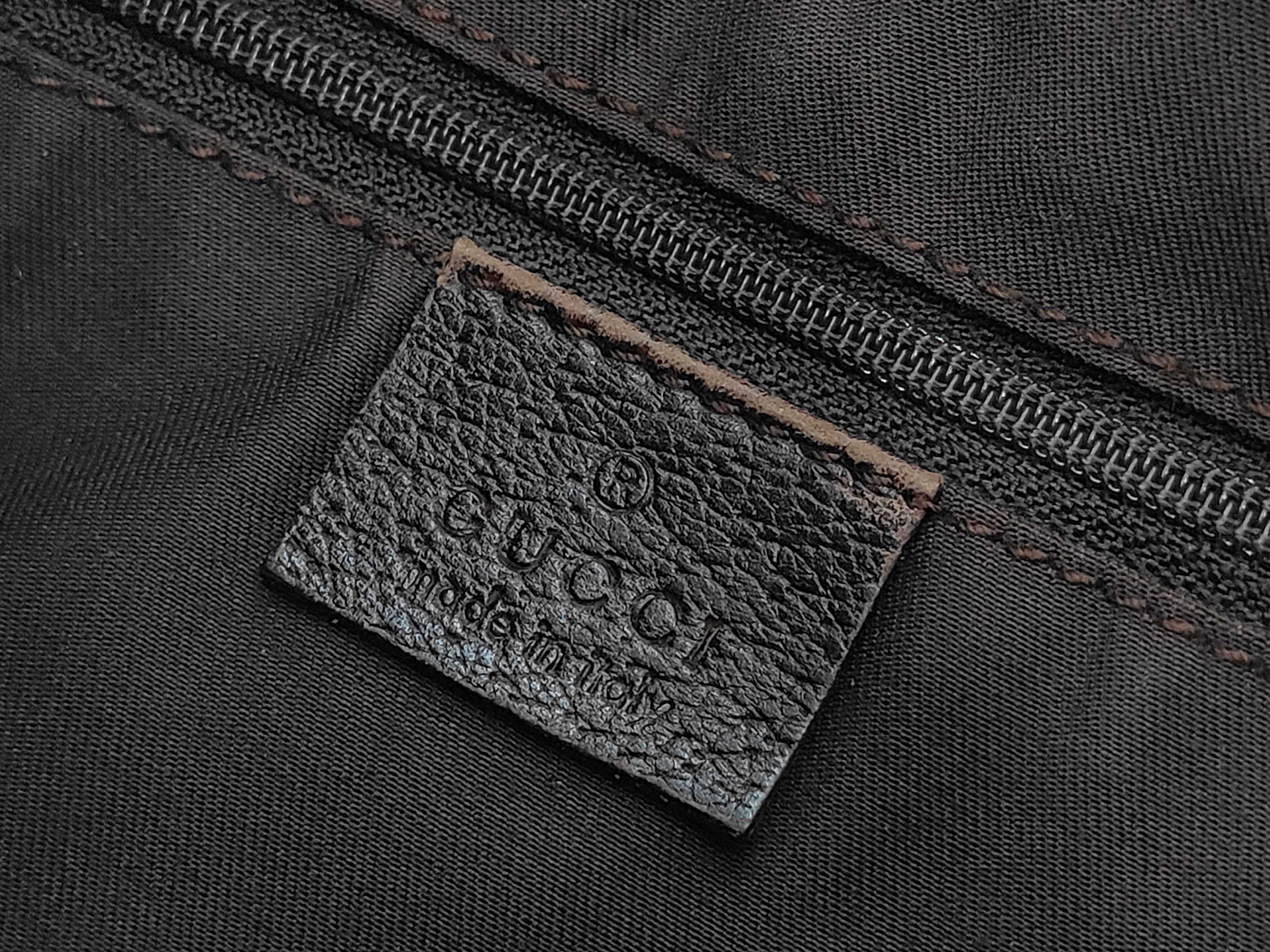 GG Canvas Shoulder Bag — view 9