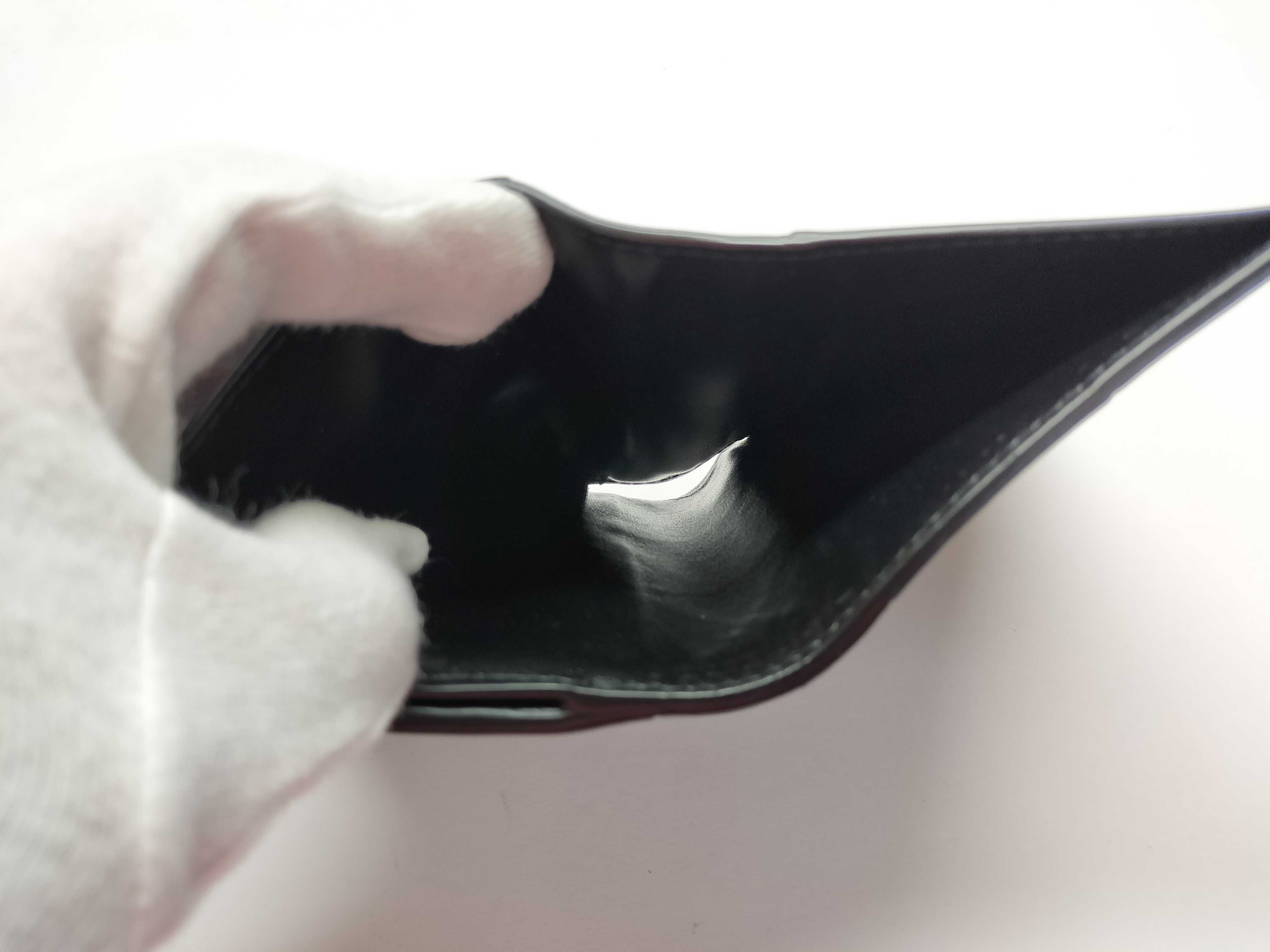 Small Cassette Bi-fold Zipper Wallet — view 10