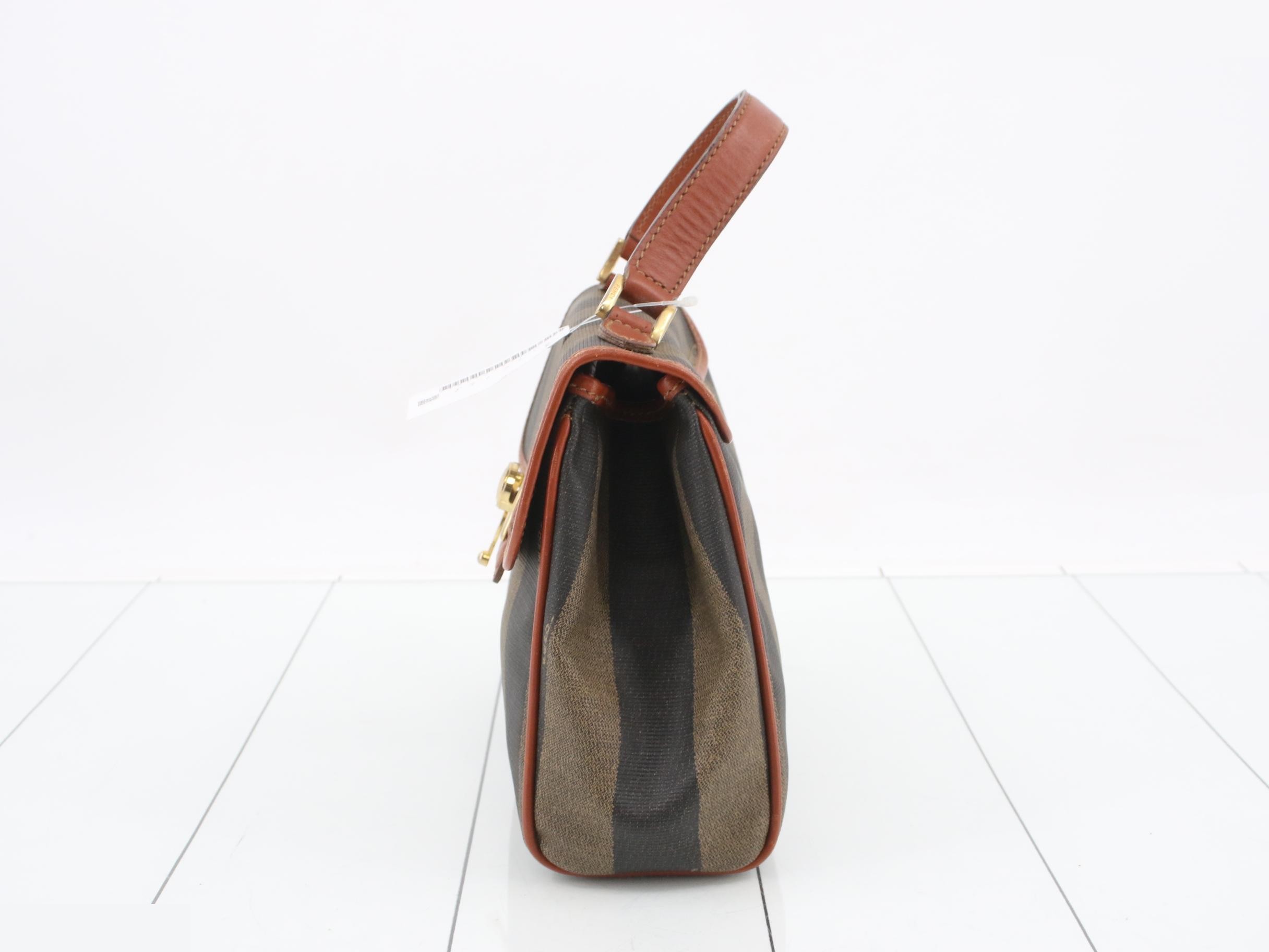 Top-handle bags and shoulder bags — view 3
