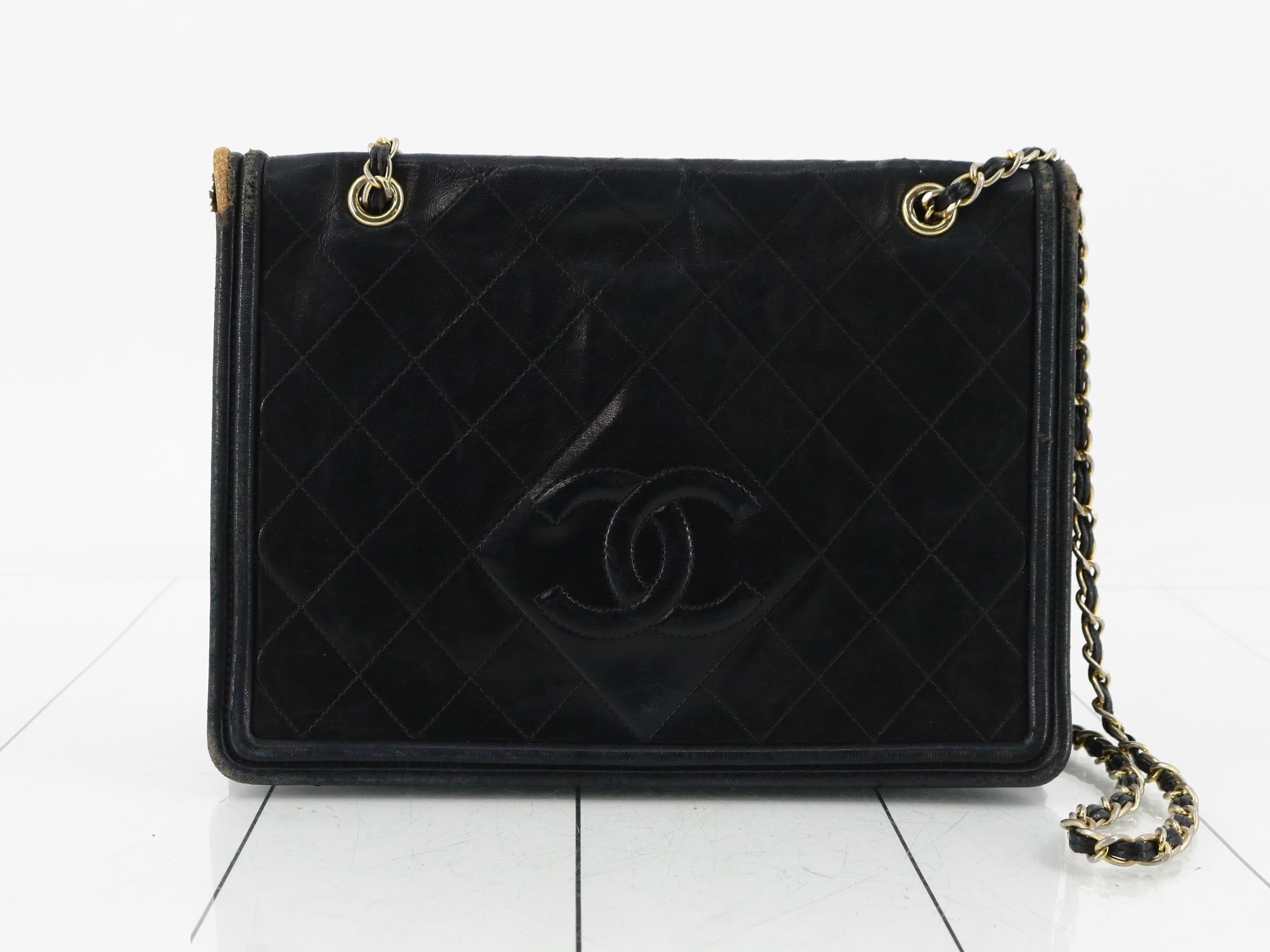 Matelassé Shoulder Bag