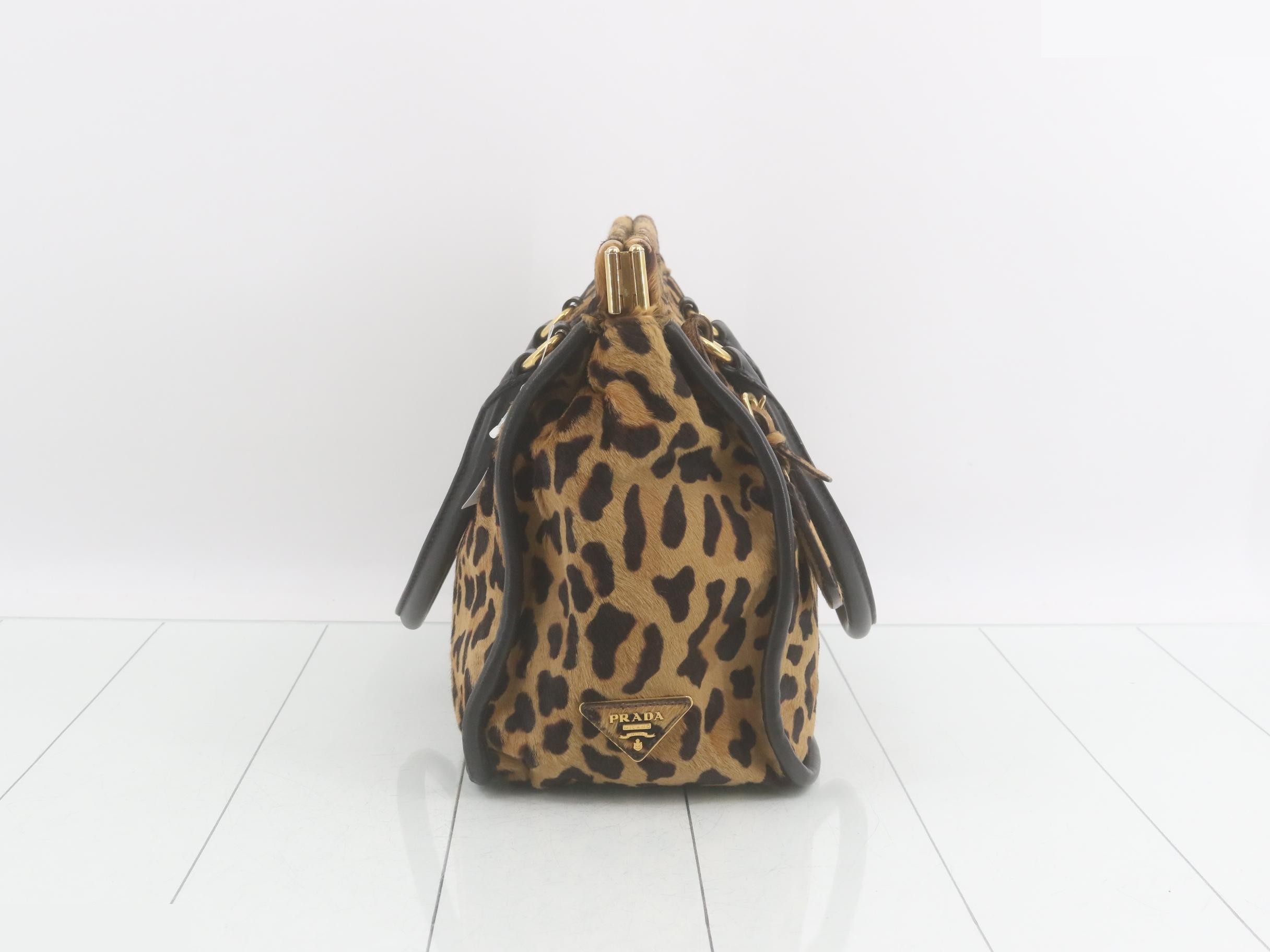Calf hair leopard print name tag handbag tote bag — view 4
