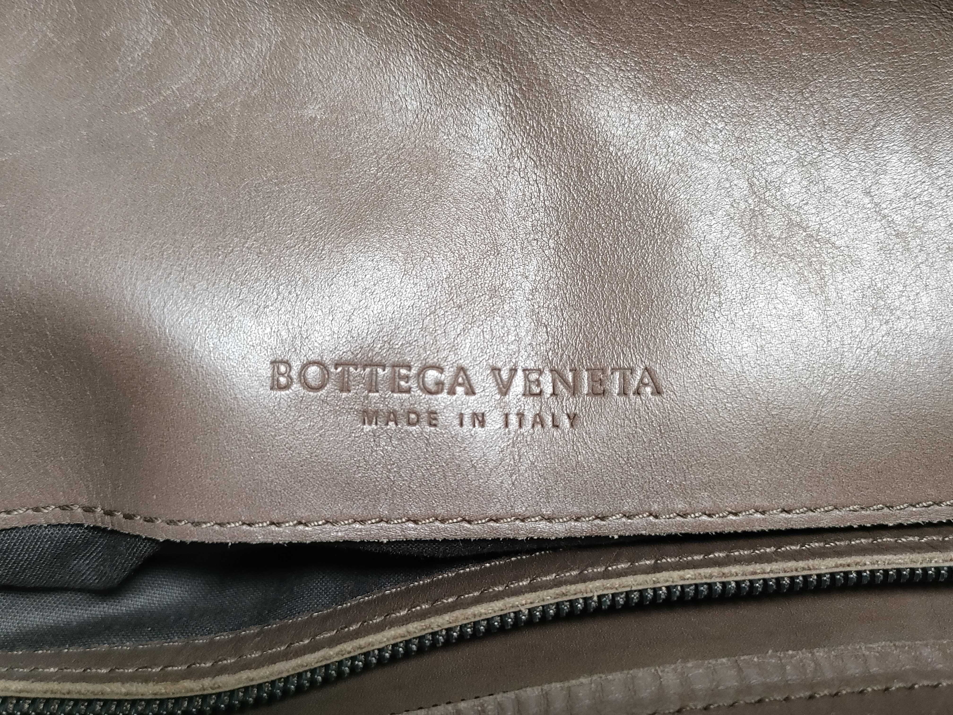 Intrecciato Shoulder Bag 161623 — view 11