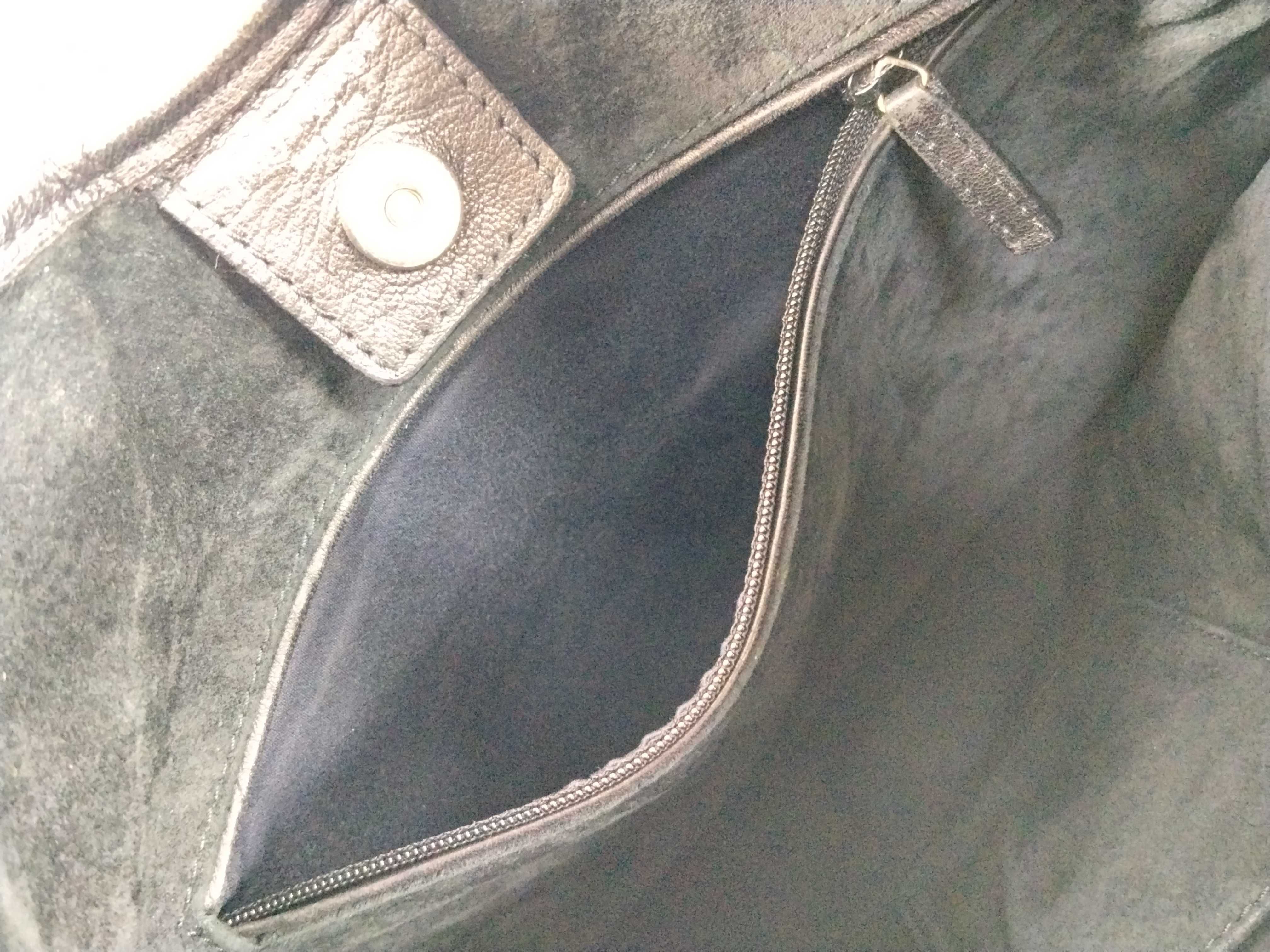 (Tom Ford era) Saint-Tropez Leather Frill Black Shoulder Bag — view 11