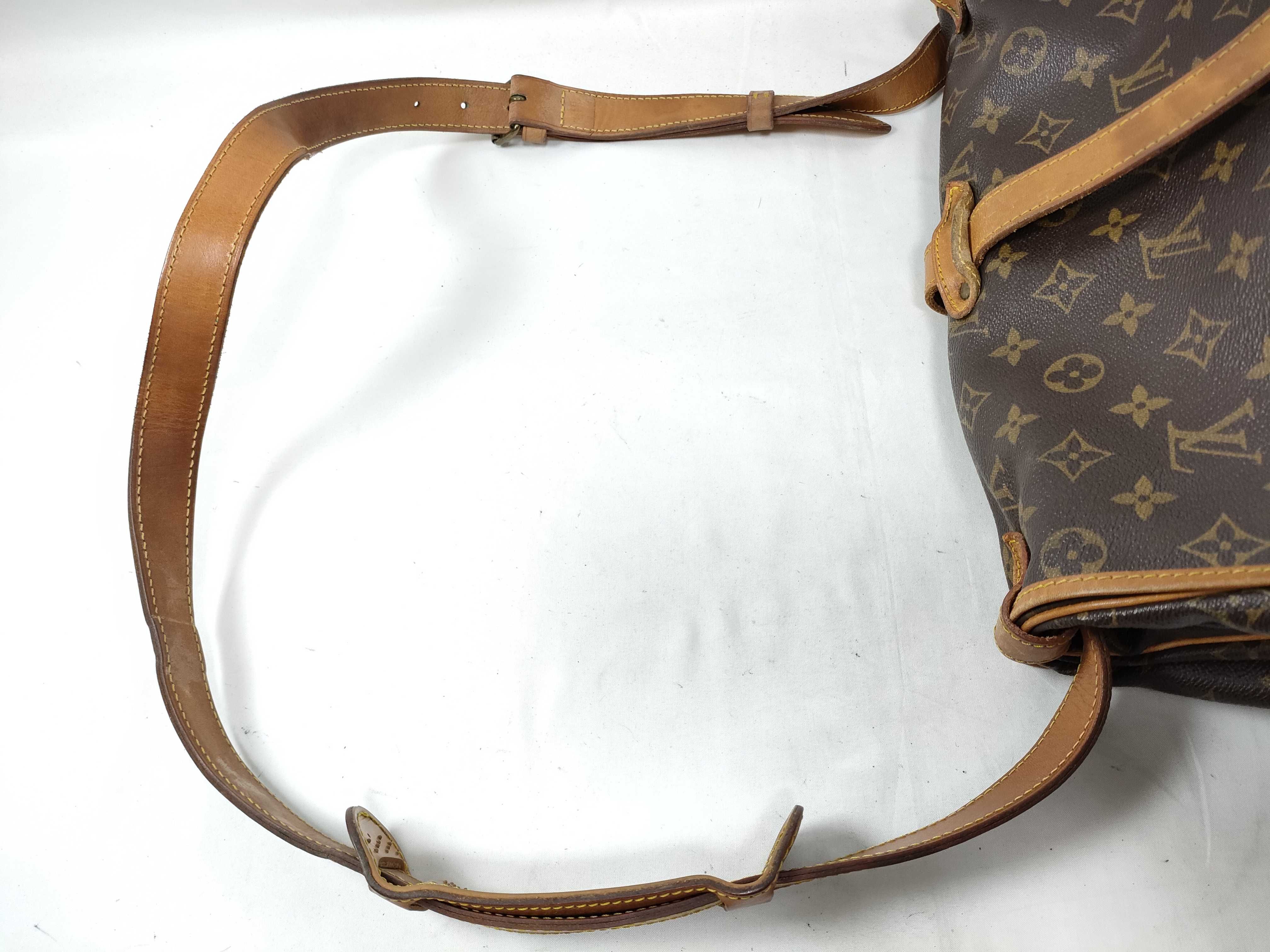 Monogram Louis Vuitton Monogram Saumur 35 M42254 882VI Shoulder Bag — view 6