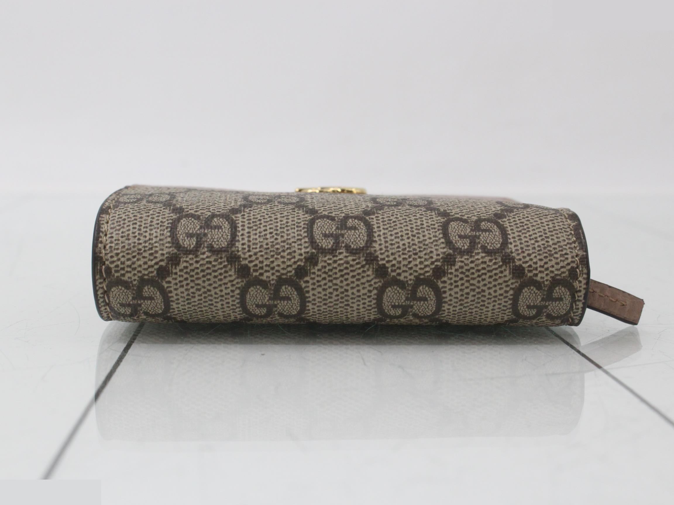 Supreme wallet — view 3