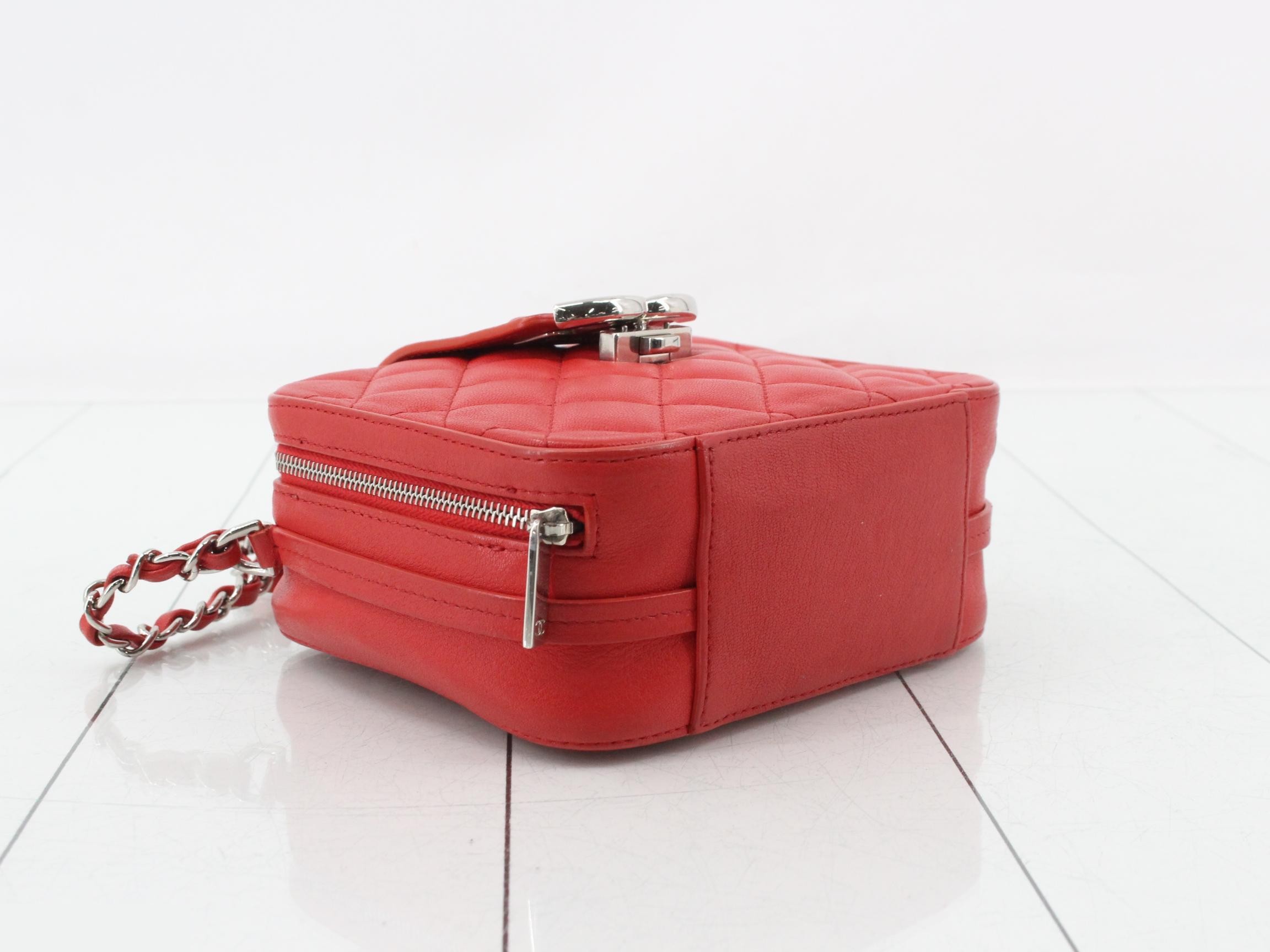 Matelassé Half Coco Lambskin Chain Shoulder Bag, Red — view 5