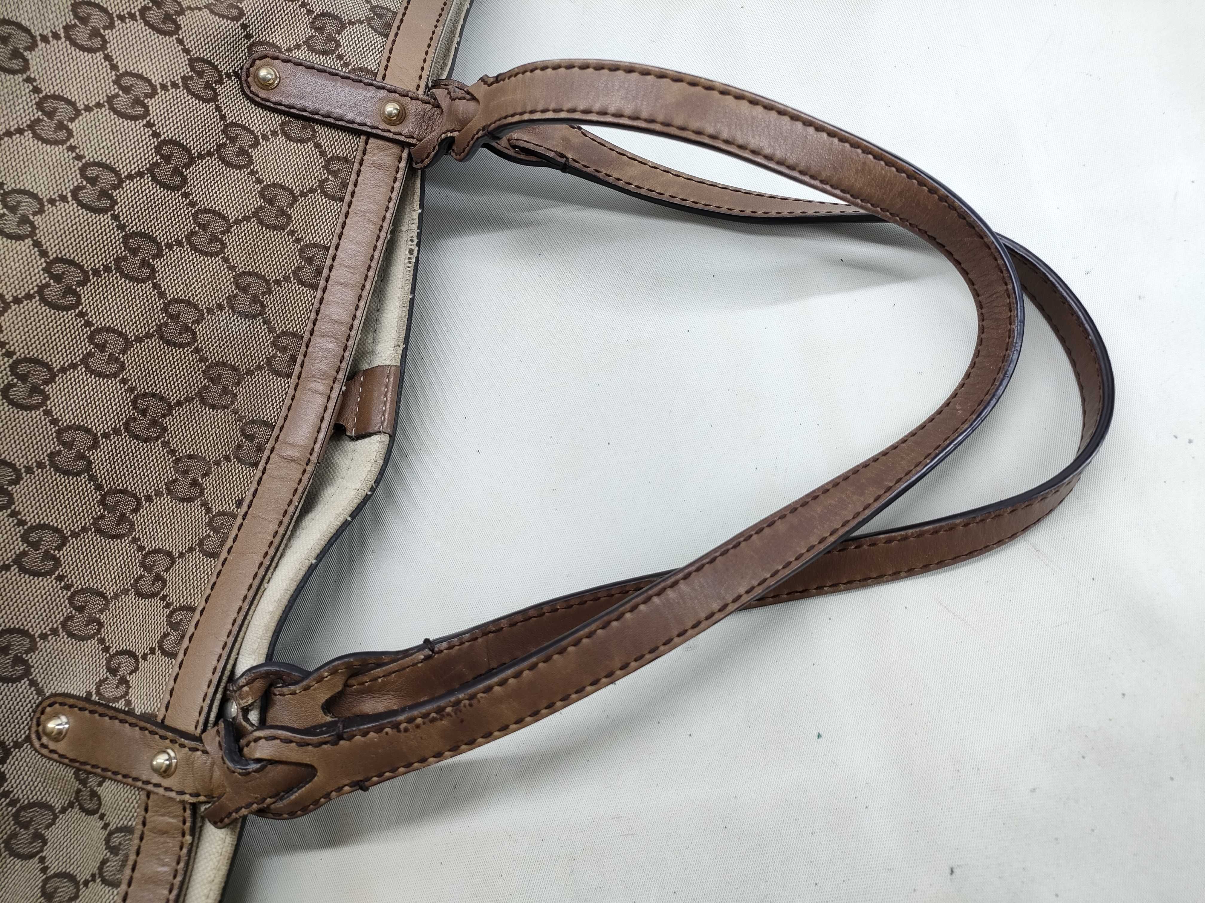 GG Canvas Tote Bag with Pouch — view 4