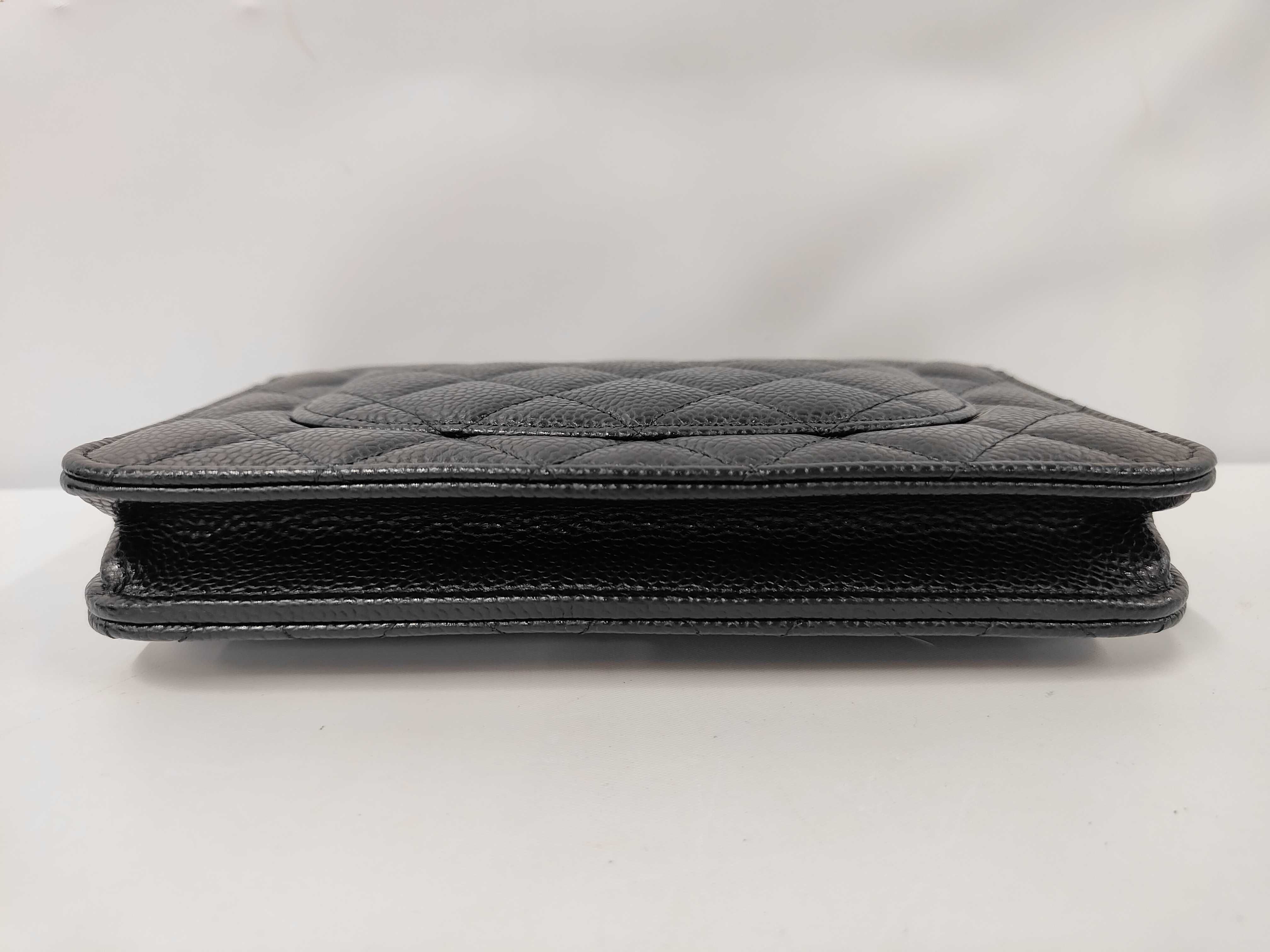 Matelassé Chain Wallet, Black Caviar Leather, Gold Hardware, AP0250 K7HNTL0C, Shoulder Bag — view 3