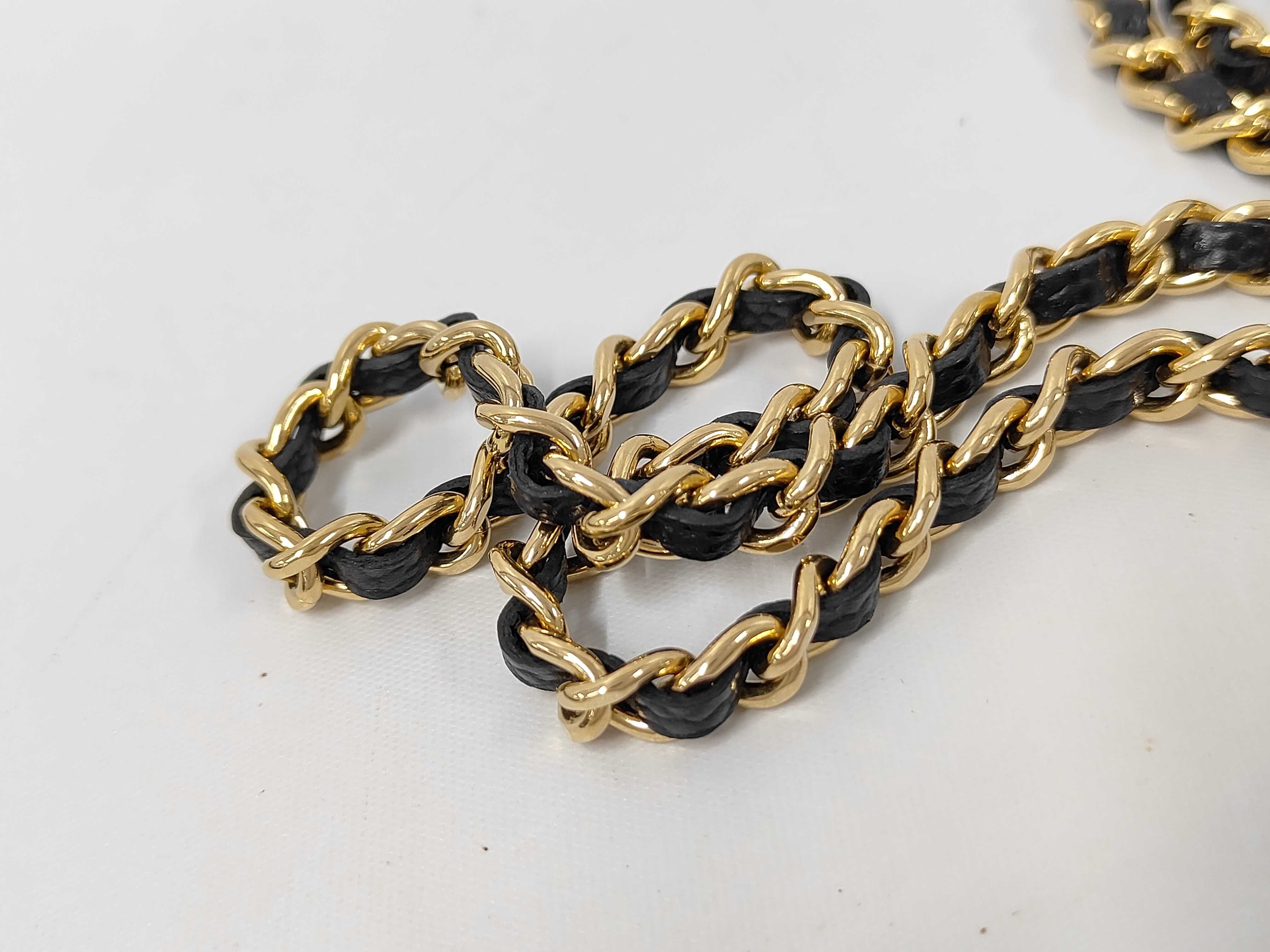 Matelassé Chain Wallet, Black Caviar Leather, Gold Hardware, AP0250 K7HNTL0C, Shoulder Bag — view 6